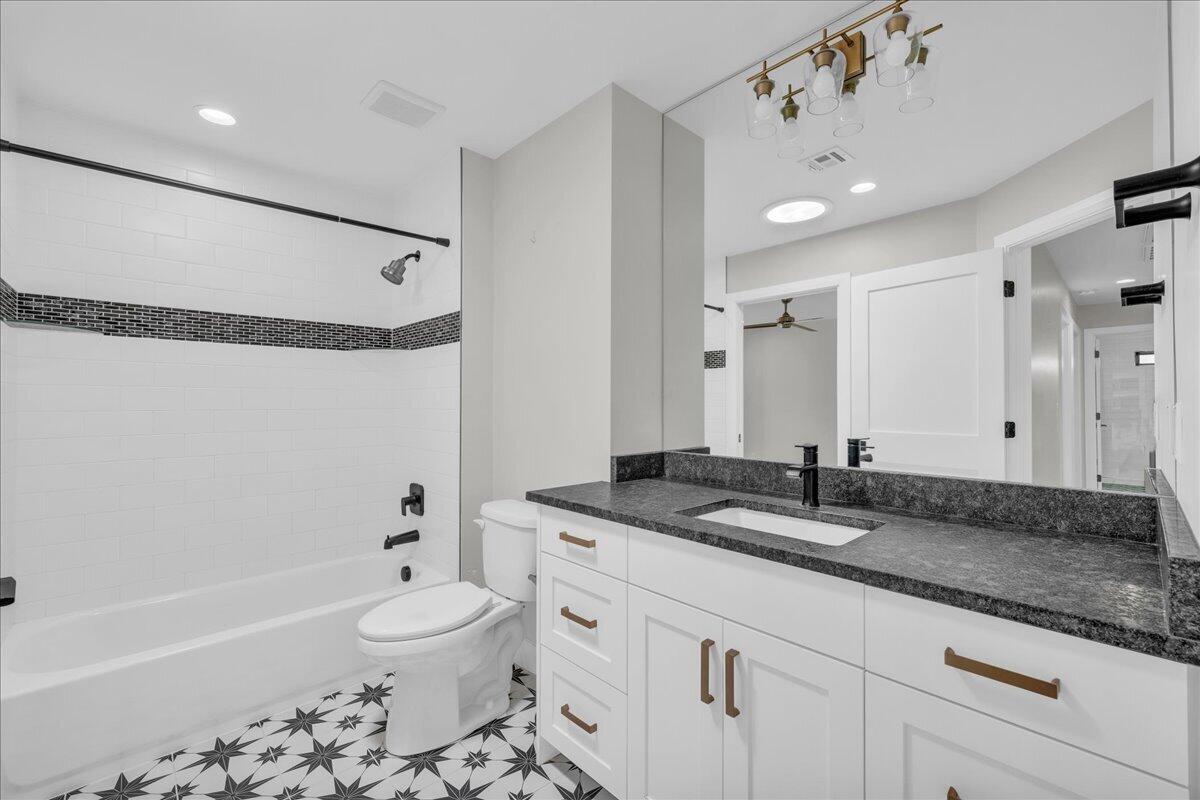 COVE AT LITTLE VALLEY - Residential