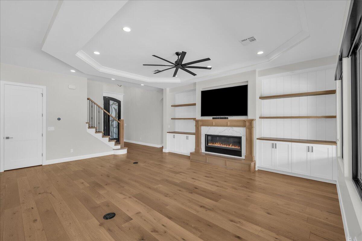 COVE AT LITTLE VALLEY - Residential