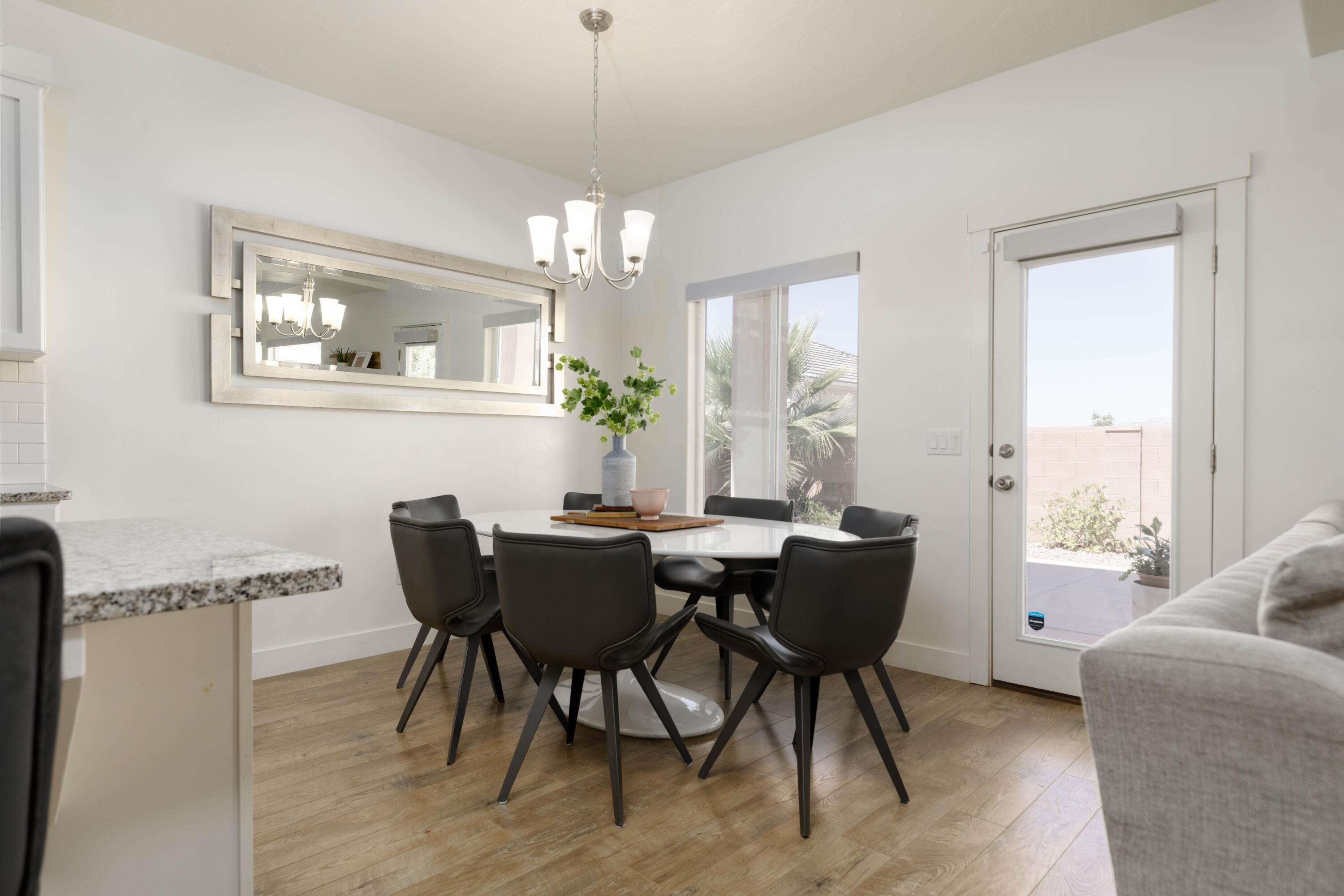 SEQUOIA ESTATES - Residential