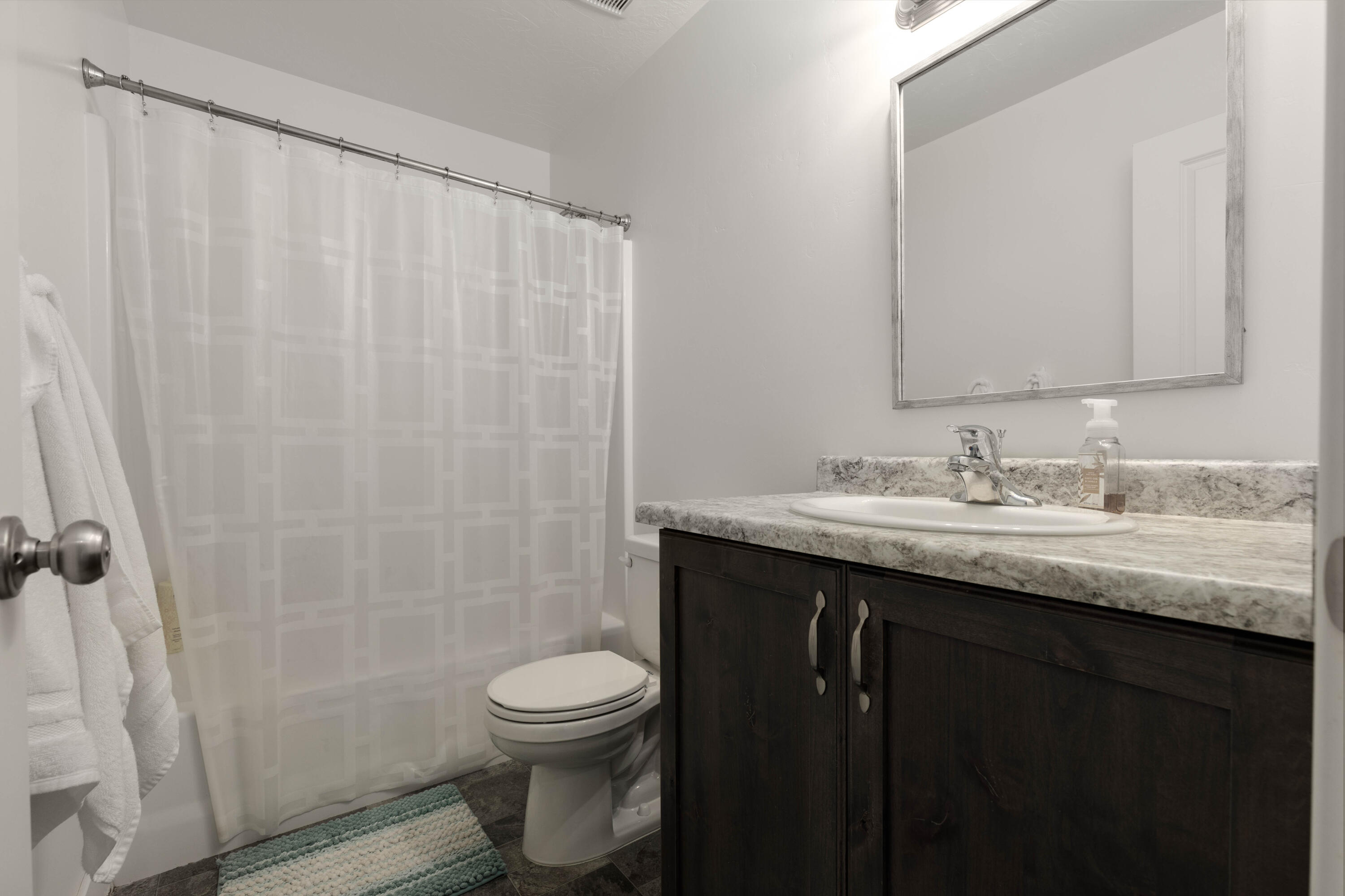 SEQUOIA ESTATES - Residential