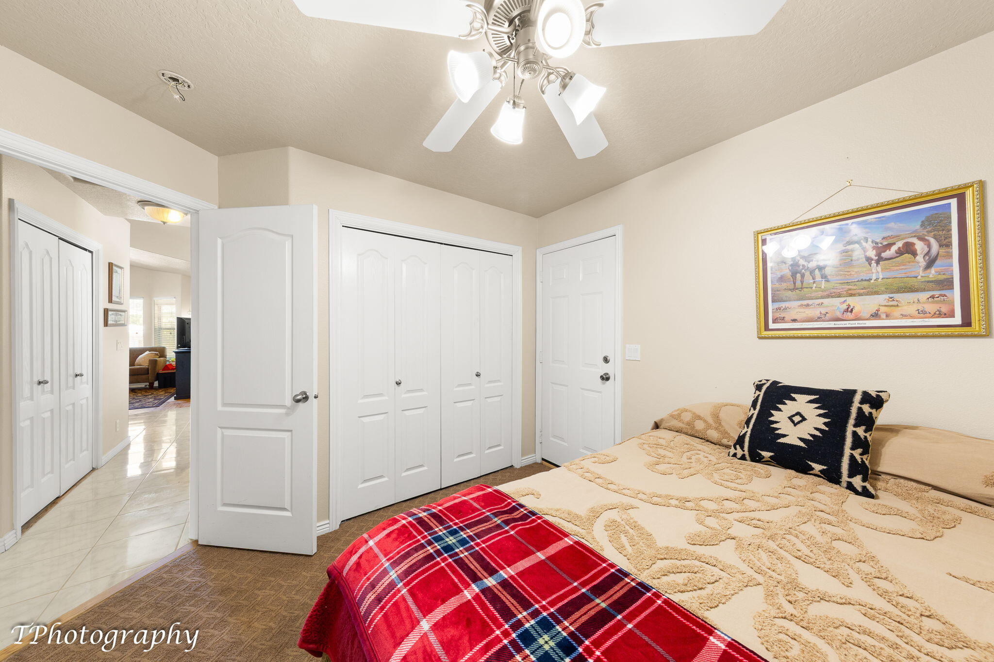 HARRISBURG LAKESIDE ESTATES - Residential