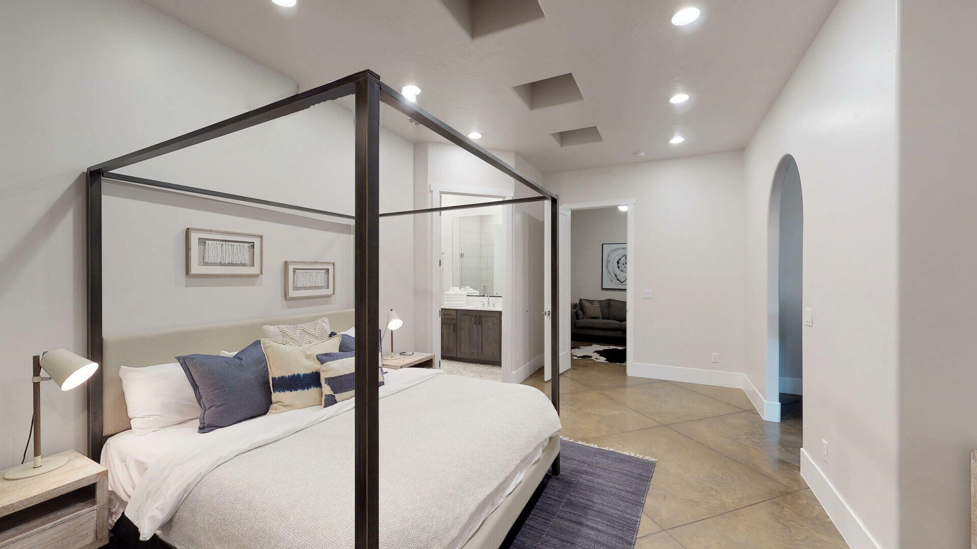 ADOBE HILLS - Residential