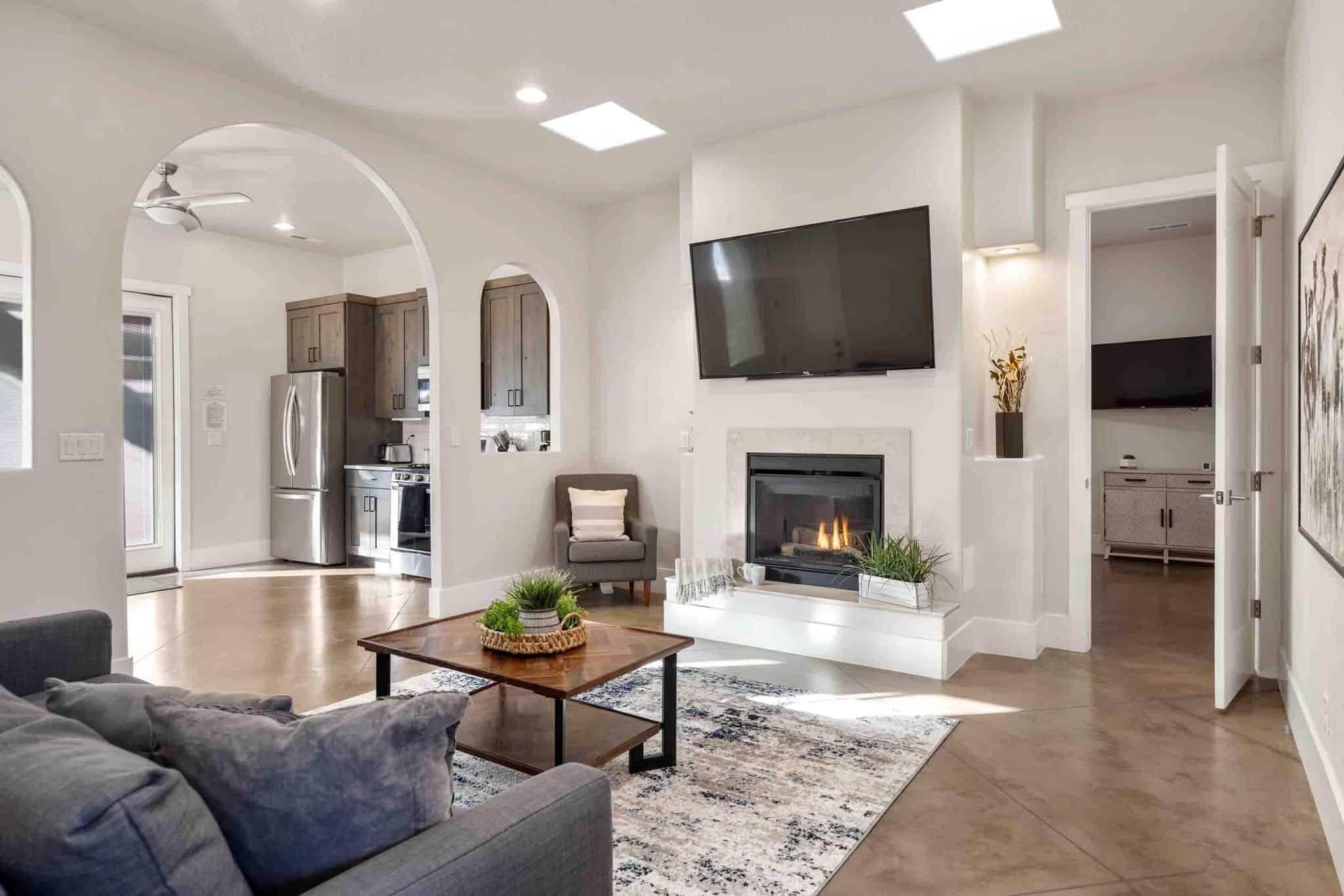 ADOBE HILLS - Residential