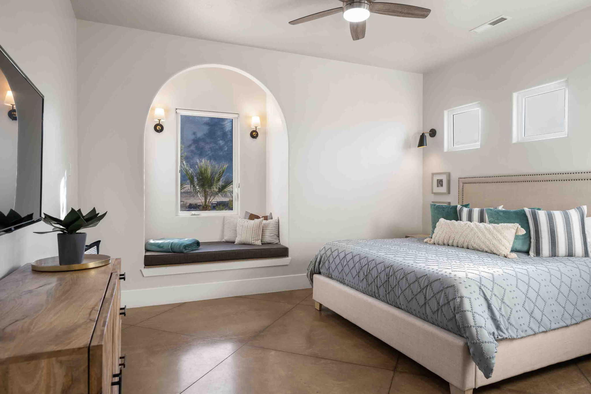ADOBE HILLS - Residential