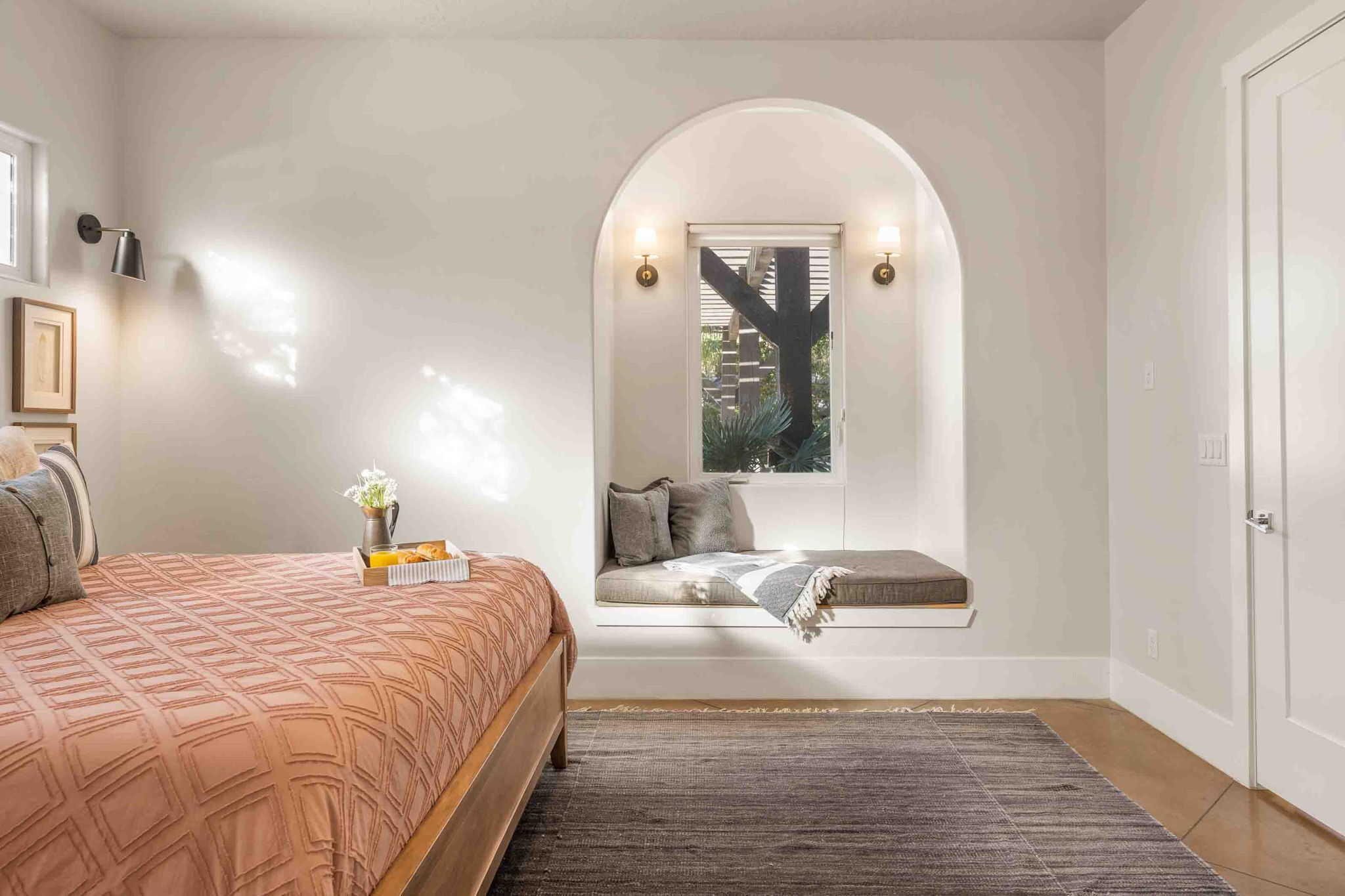 ADOBE HILLS - Residential