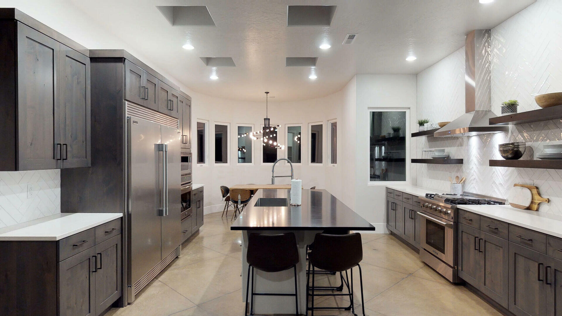 ADOBE HILLS - Residential