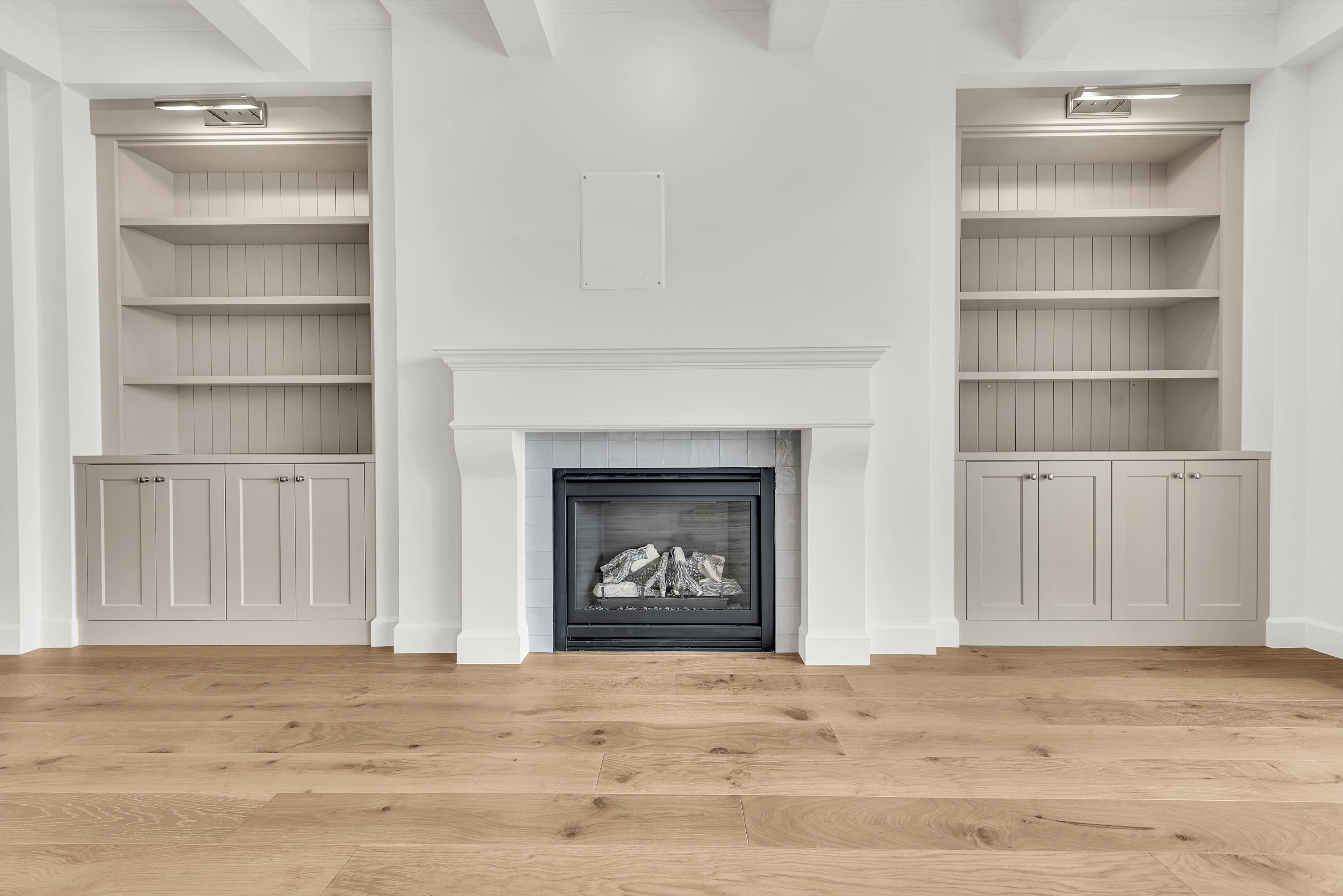 TEAKWOOD - Residential