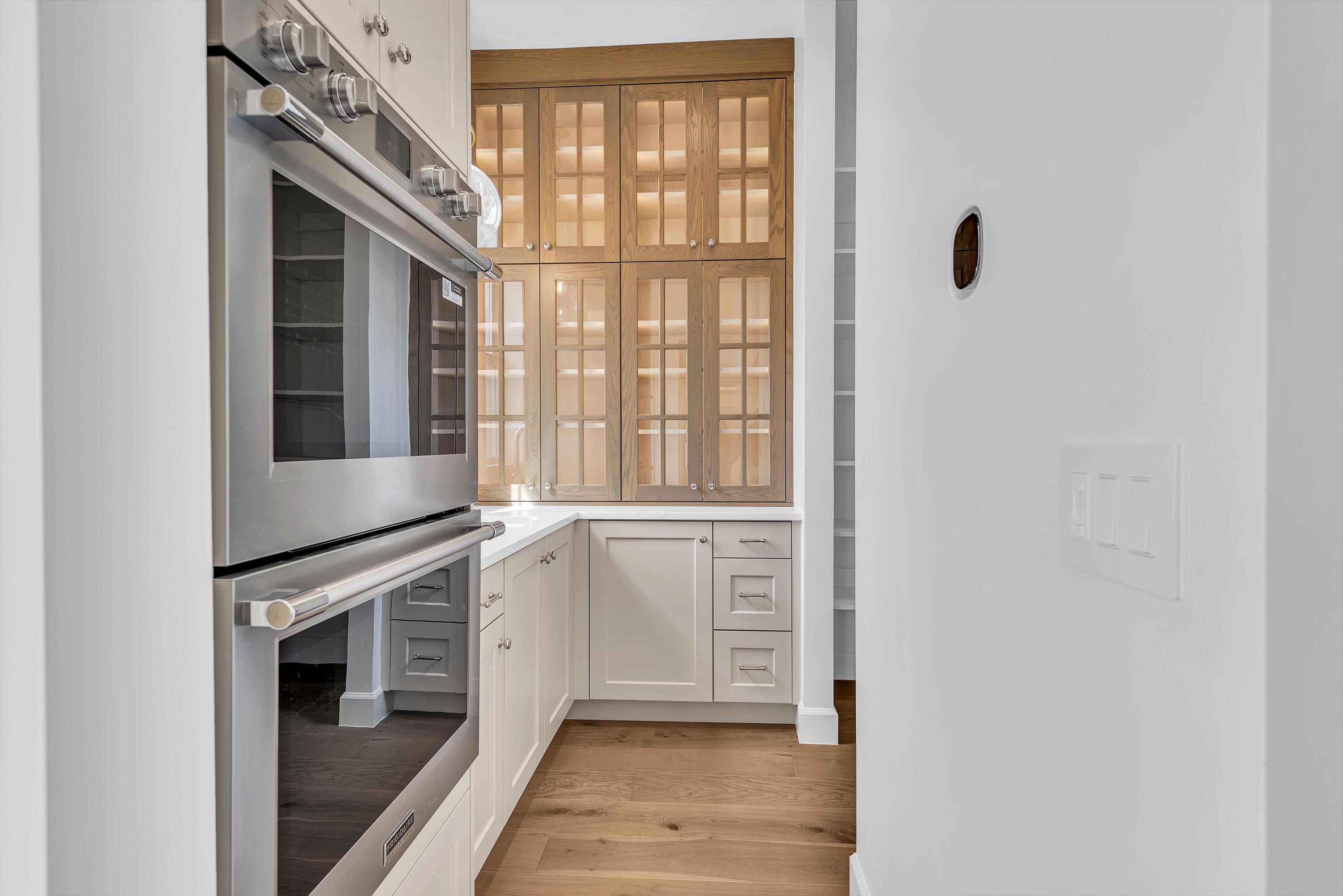 TEAKWOOD - Residential