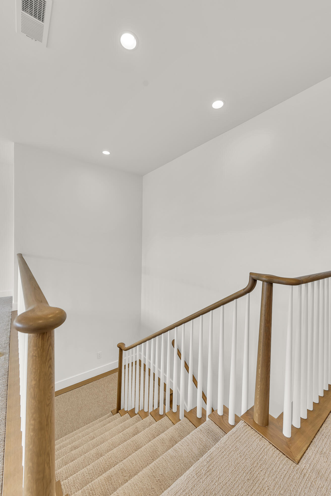 TEAKWOOD - Residential