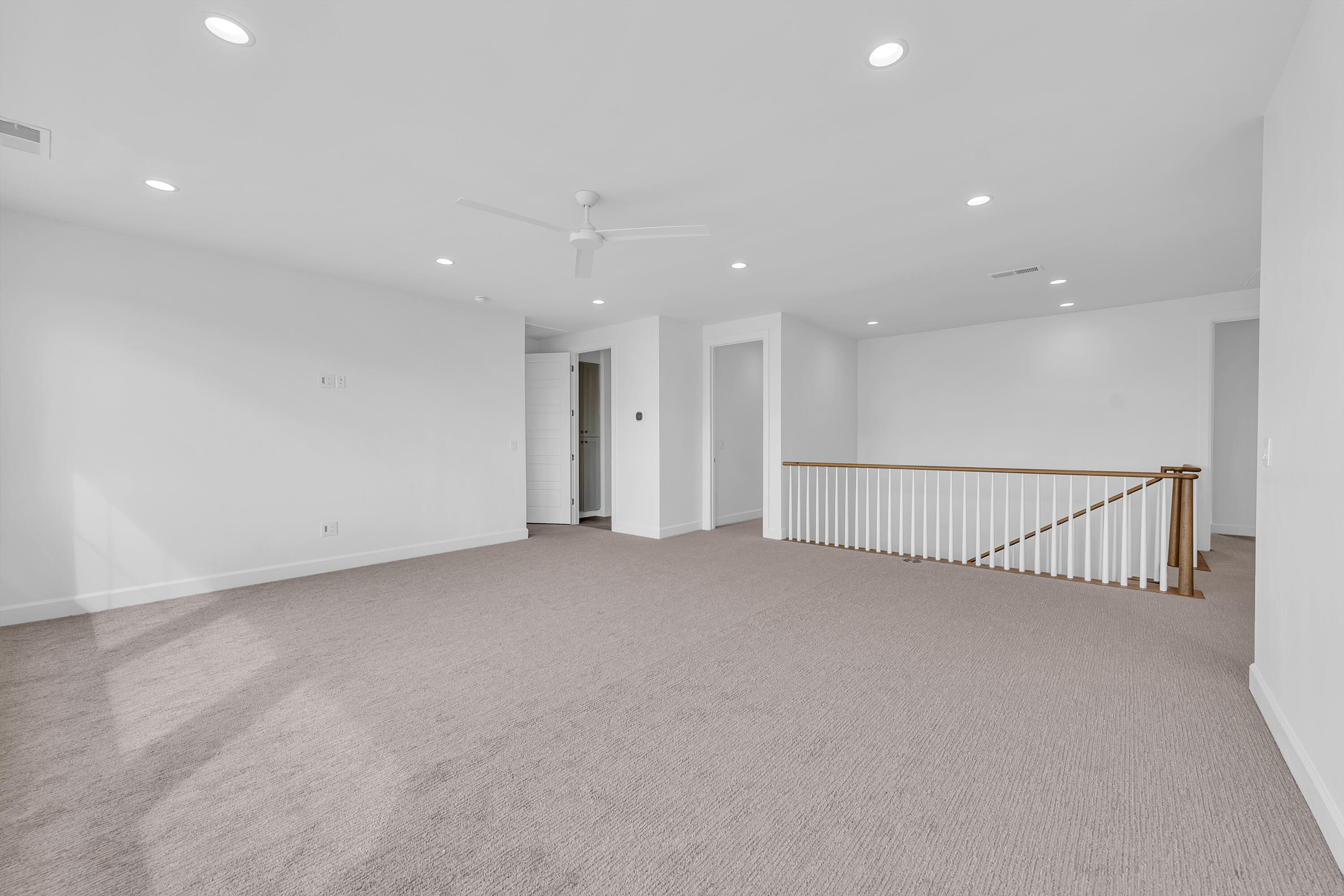 TEAKWOOD - Residential
