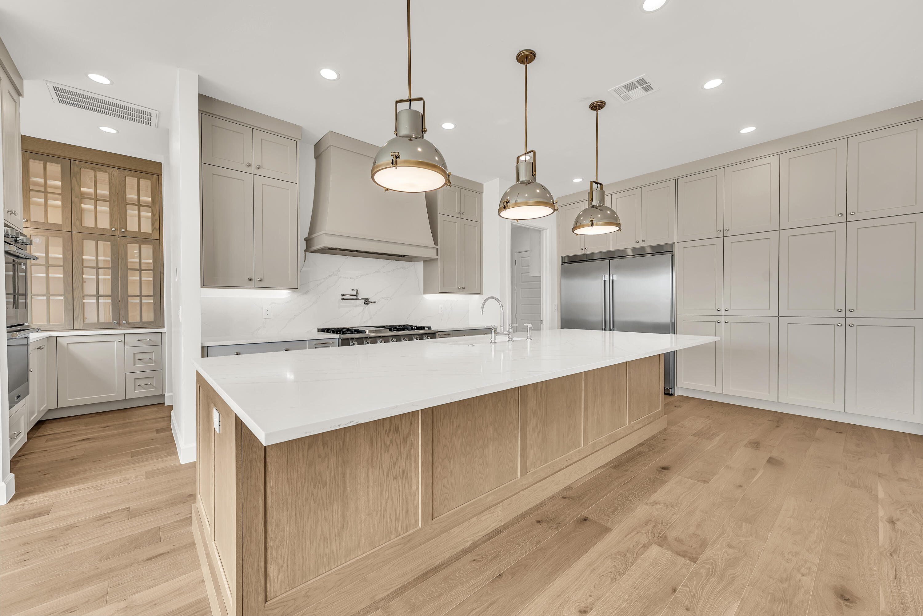 TEAKWOOD - Residential