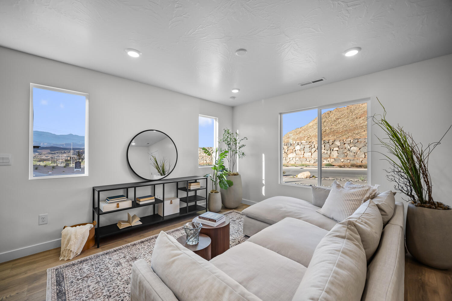 IRON TOP AT LONG VALLEY - Residential