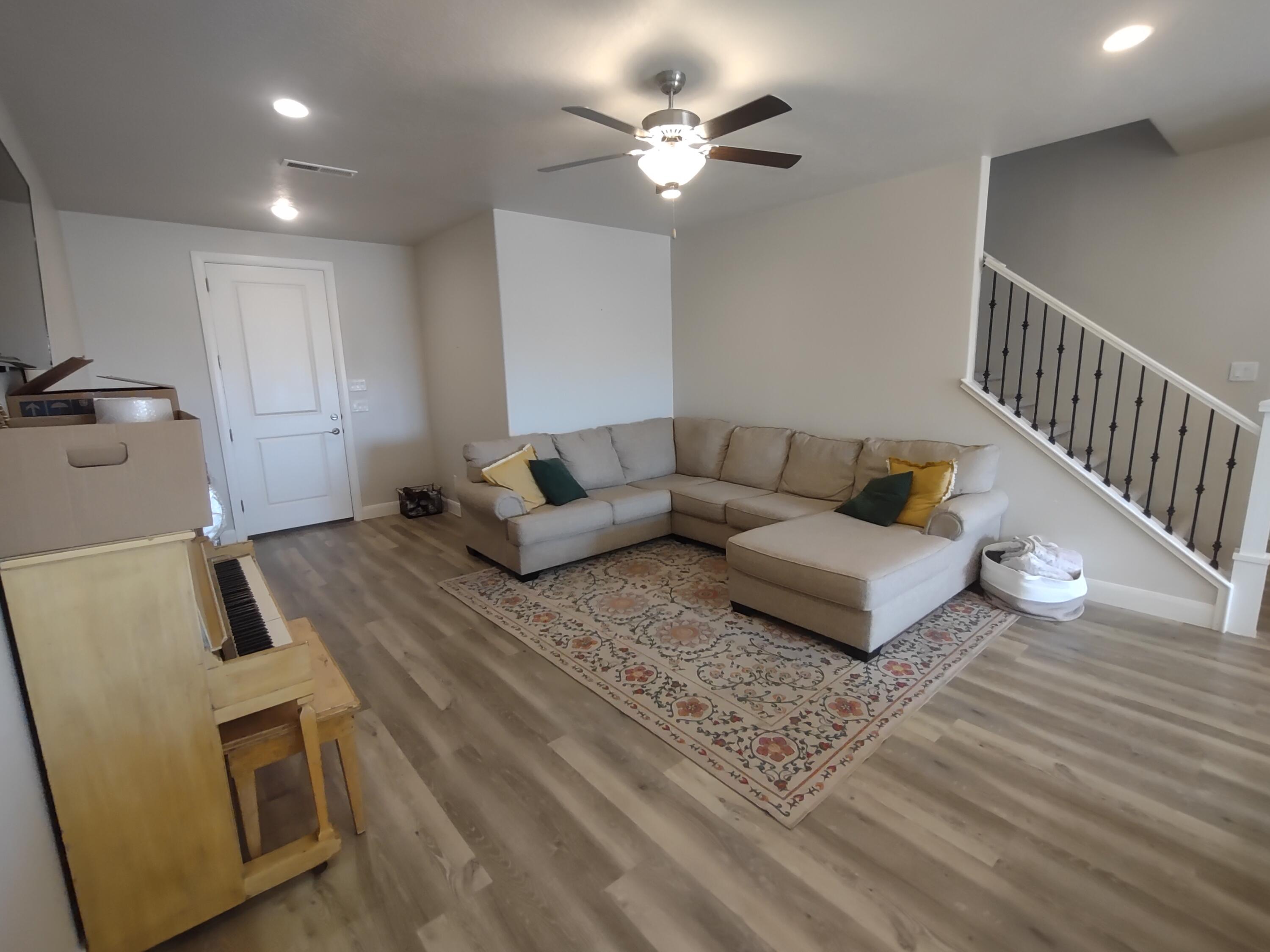 HURRICANE HEIGHTS TOWNHOMES - Residential