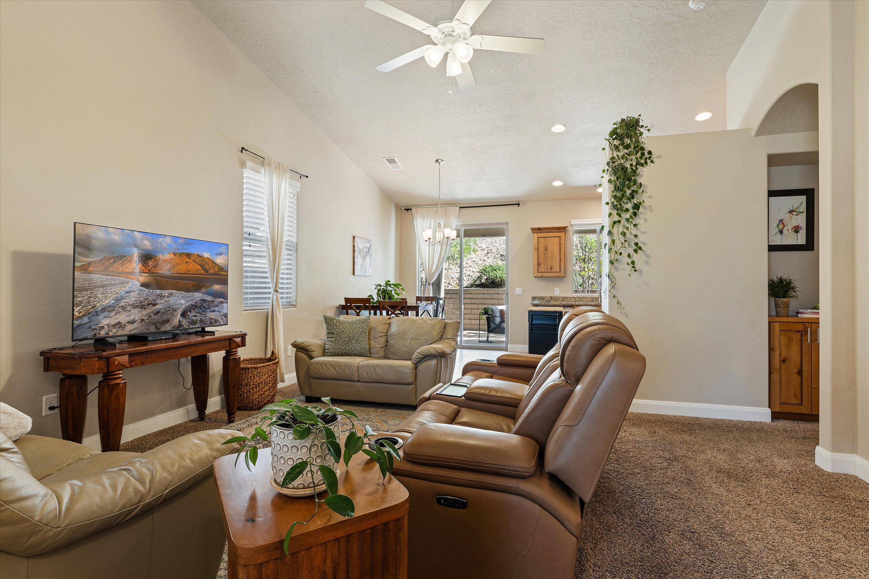 HIGHLAND PARK AT THE CORAL CANYON - Residential