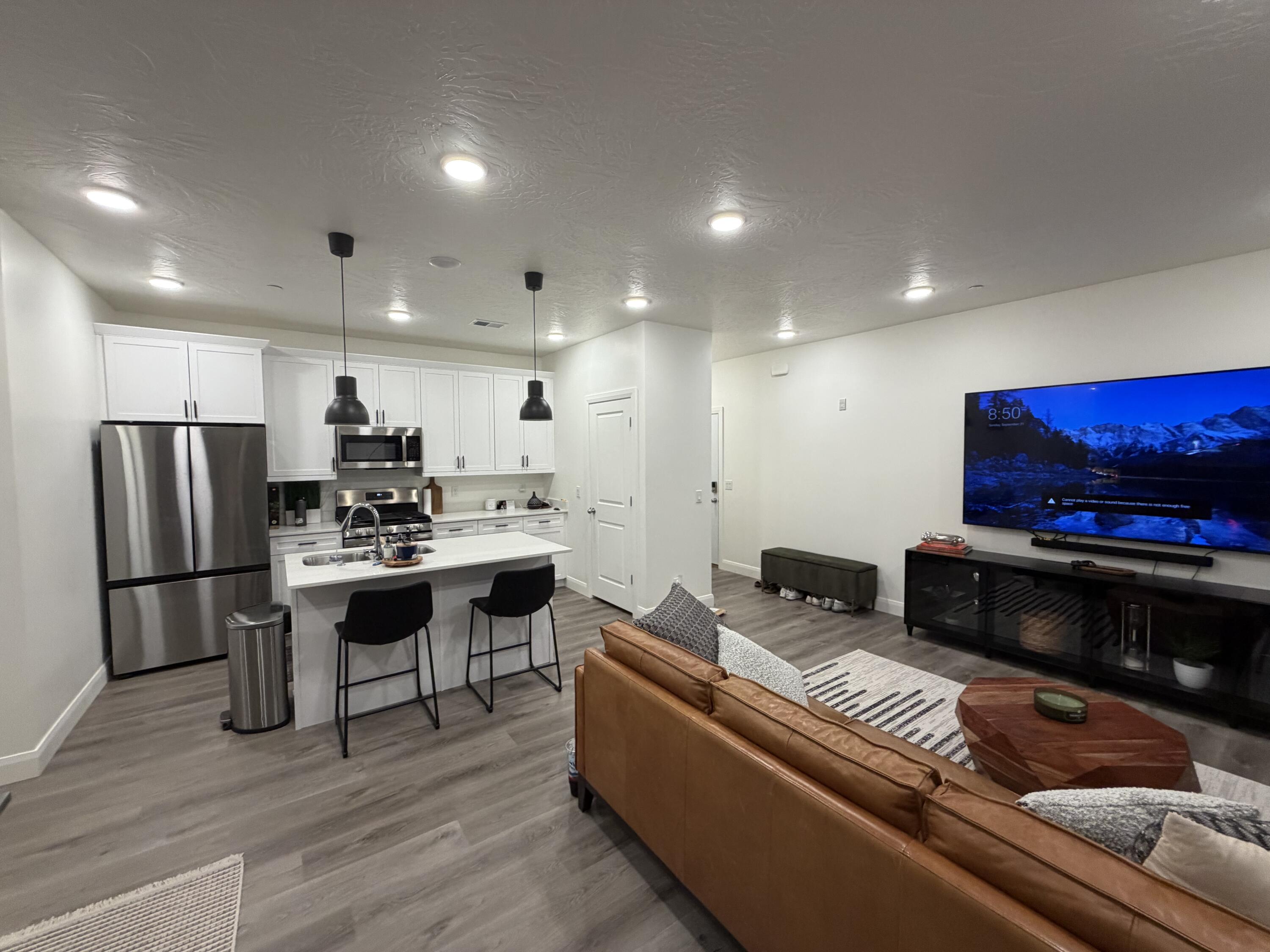 DESERT COLOR RESORT CONDOMINIUMS - Residential