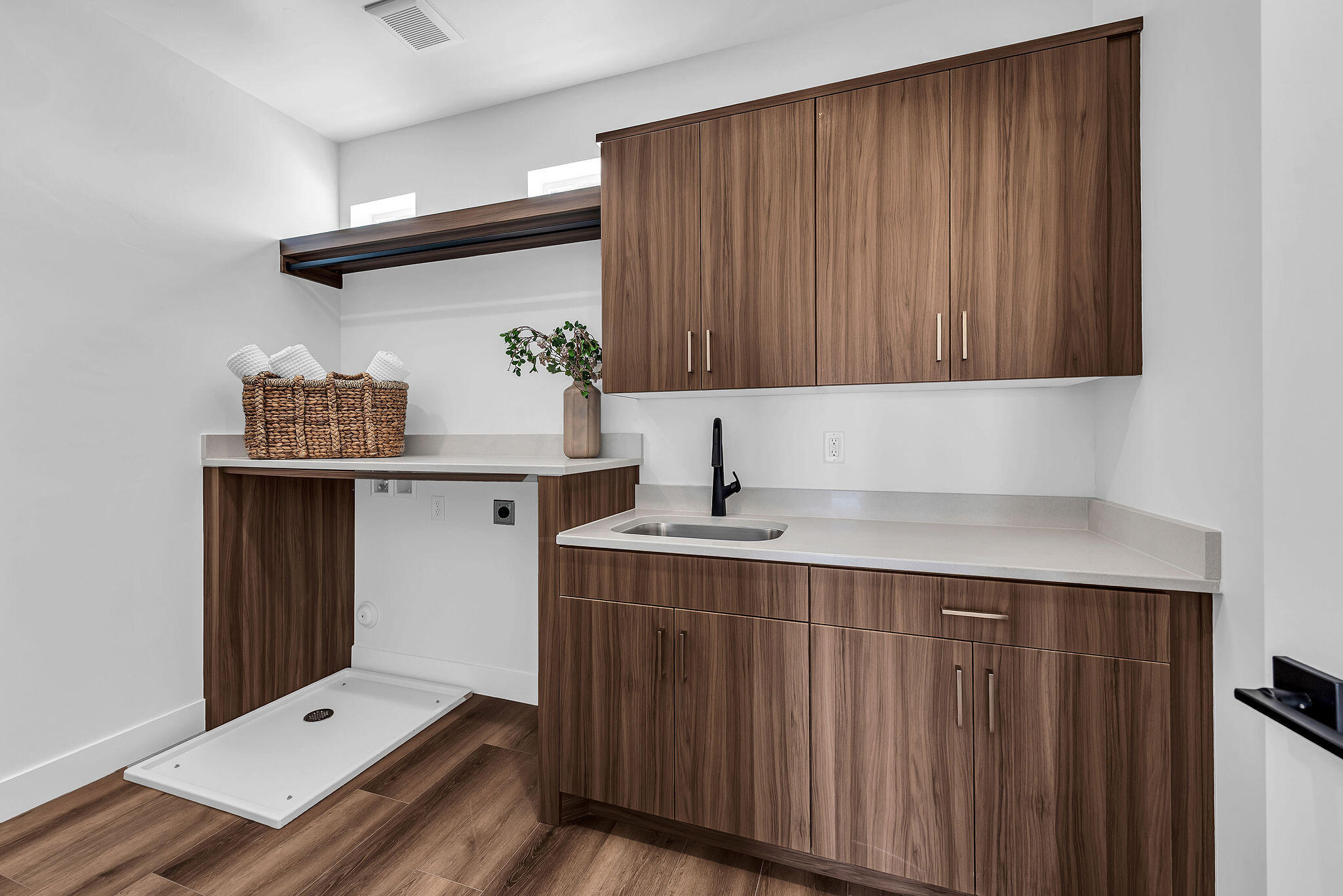 SOLENTE VILLAGE - Residential