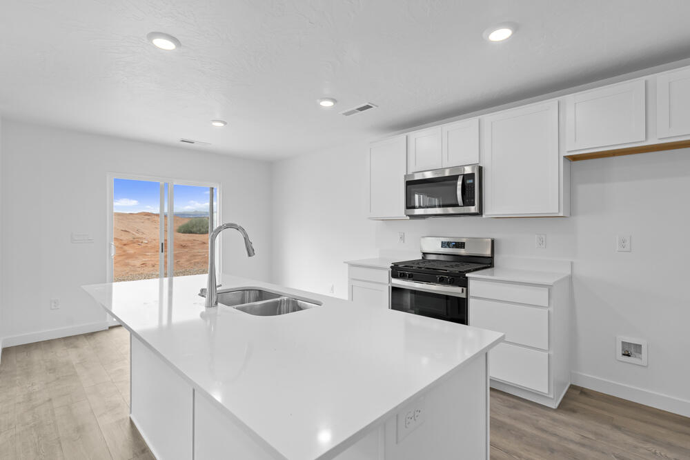 LAVENDER CANYON AT LONG VALLEY - Residential