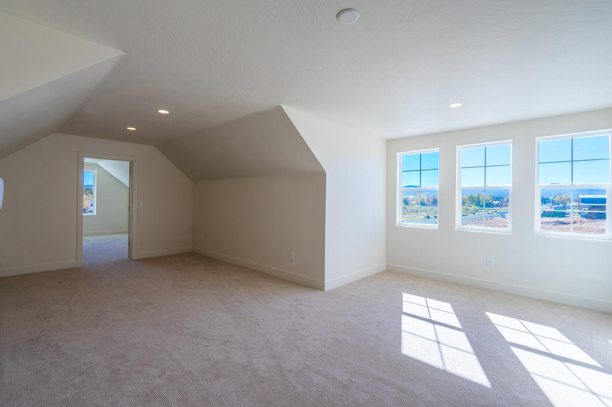NORTH HILL ESTATES - Residential