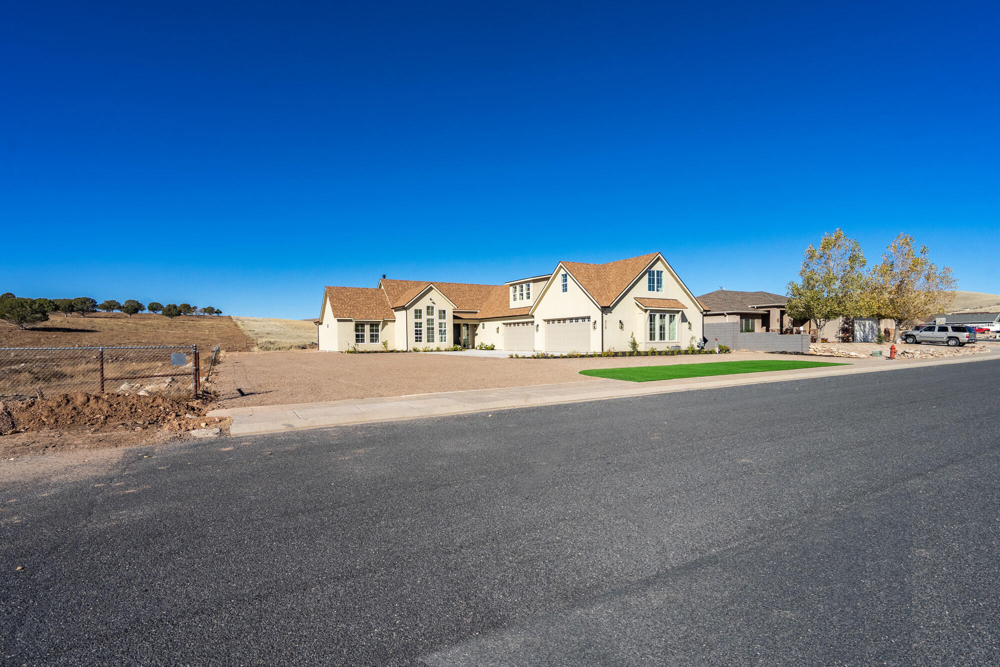 NORTH HILL ESTATES - Residential