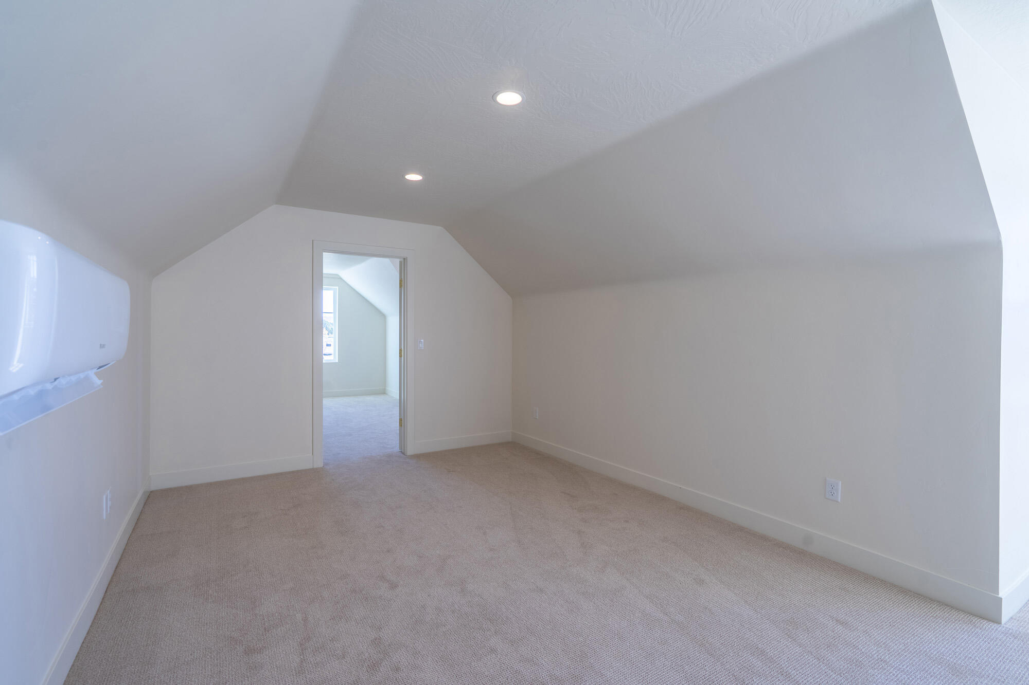 NORTH HILL ESTATES - Residential