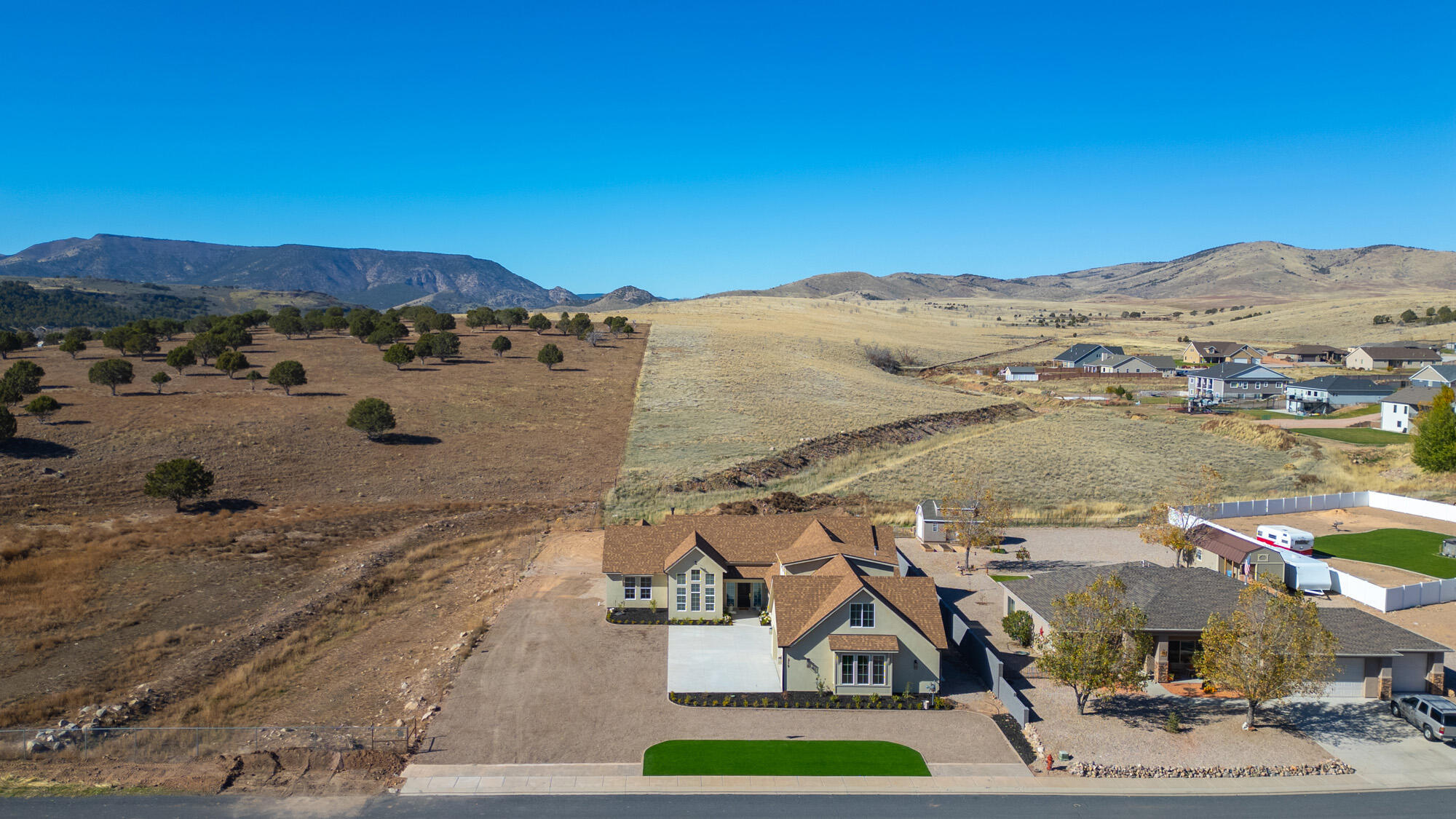 NORTH HILL ESTATES - Residential