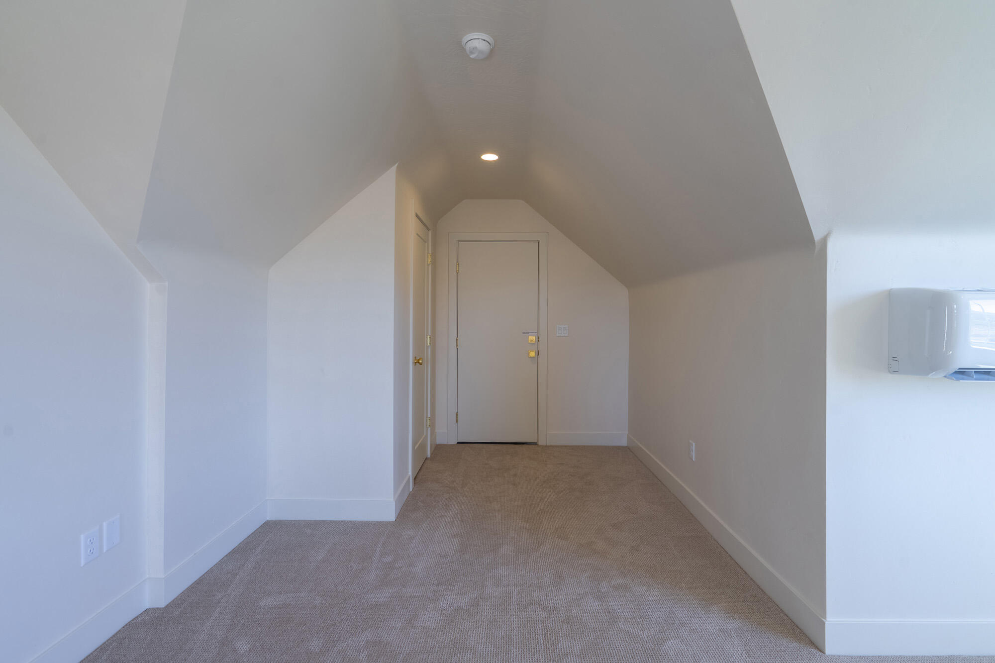 NORTH HILL ESTATES - Residential