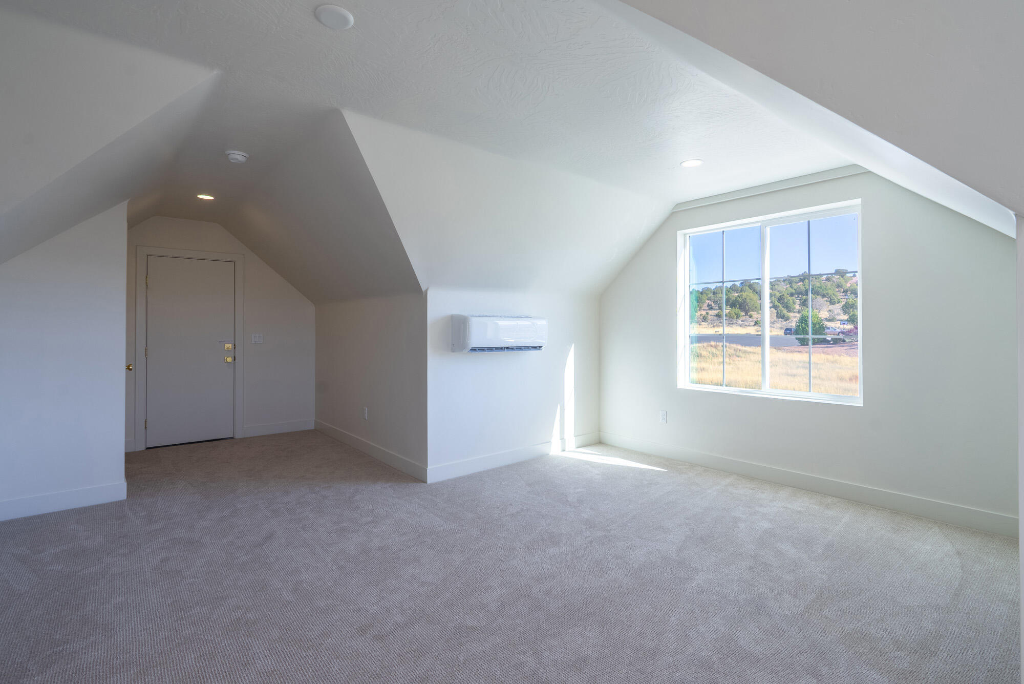 NORTH HILL ESTATES - Residential