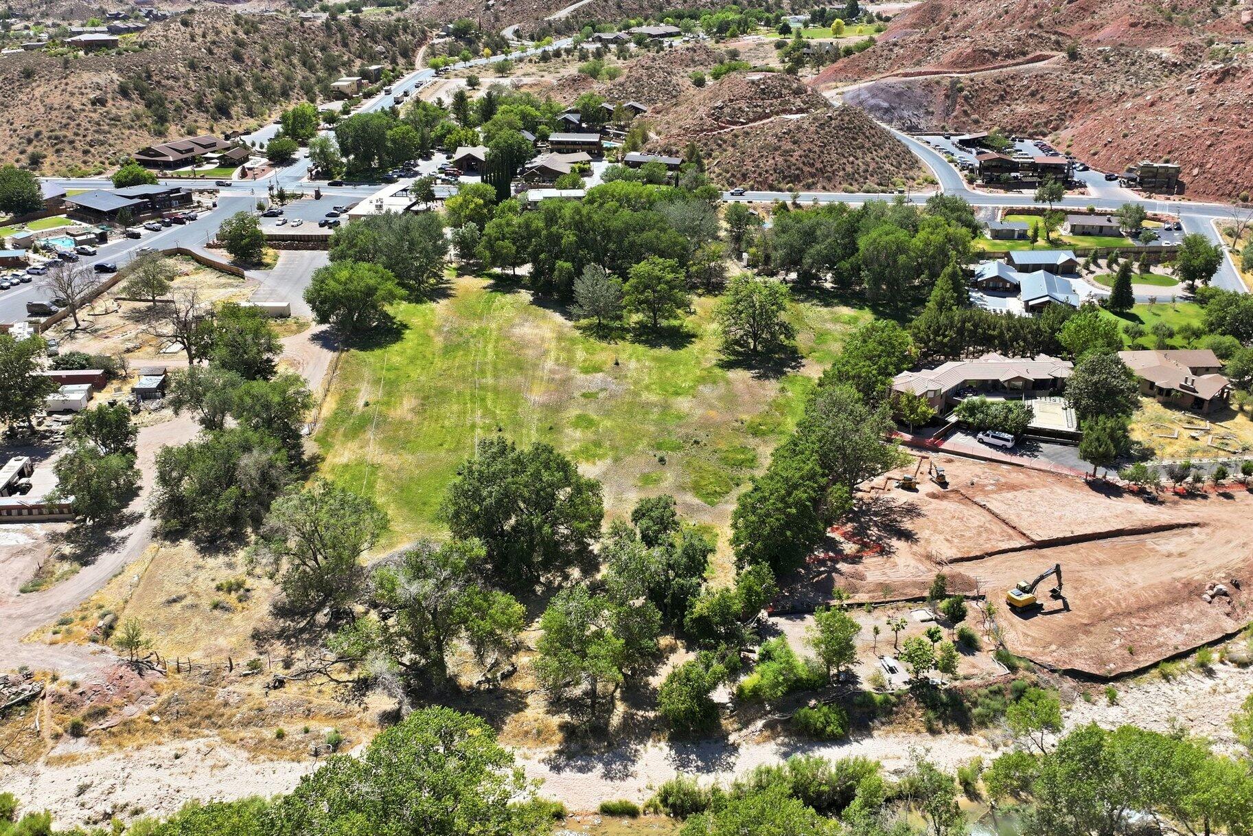 SPRINGDALE TOWNSITE - Land