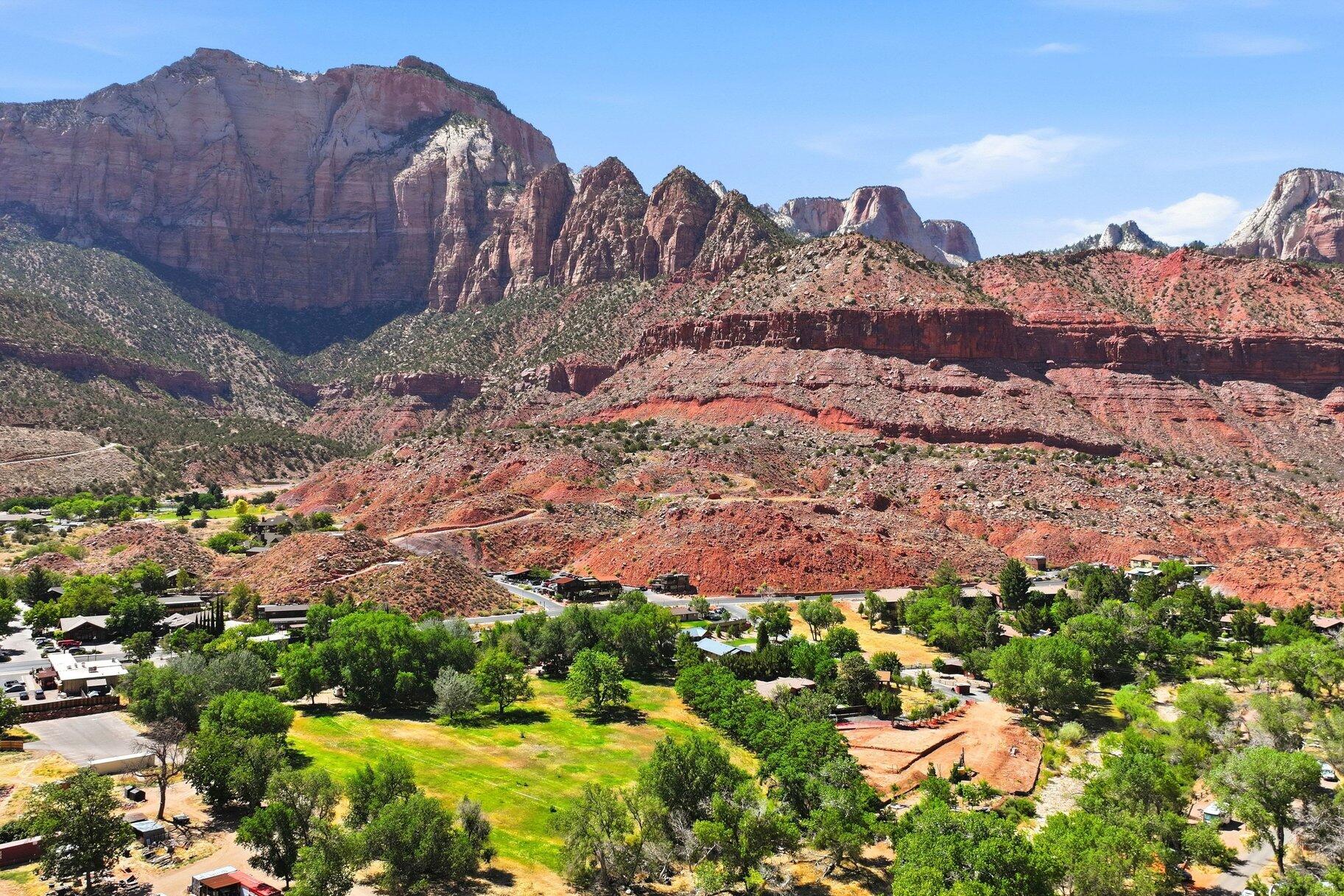 SPRINGDALE TOWNSITE - Land