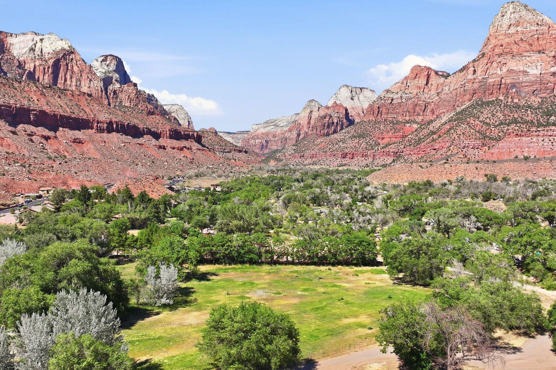 SPRINGDALE TOWNSITE - Land