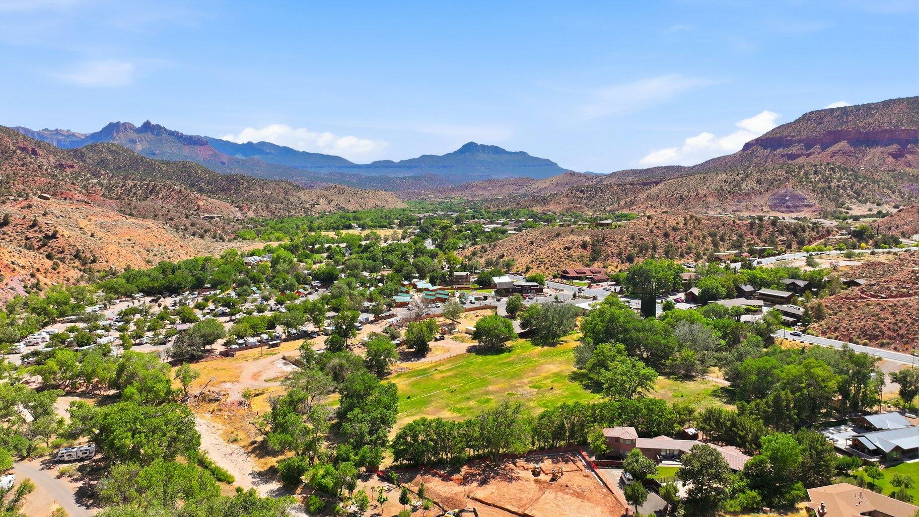 SPRINGDALE TOWNSITE - Land