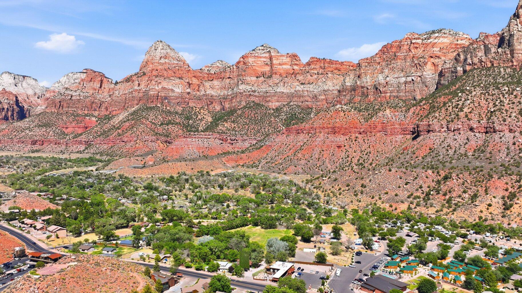 SPRINGDALE TOWNSITE - Land
