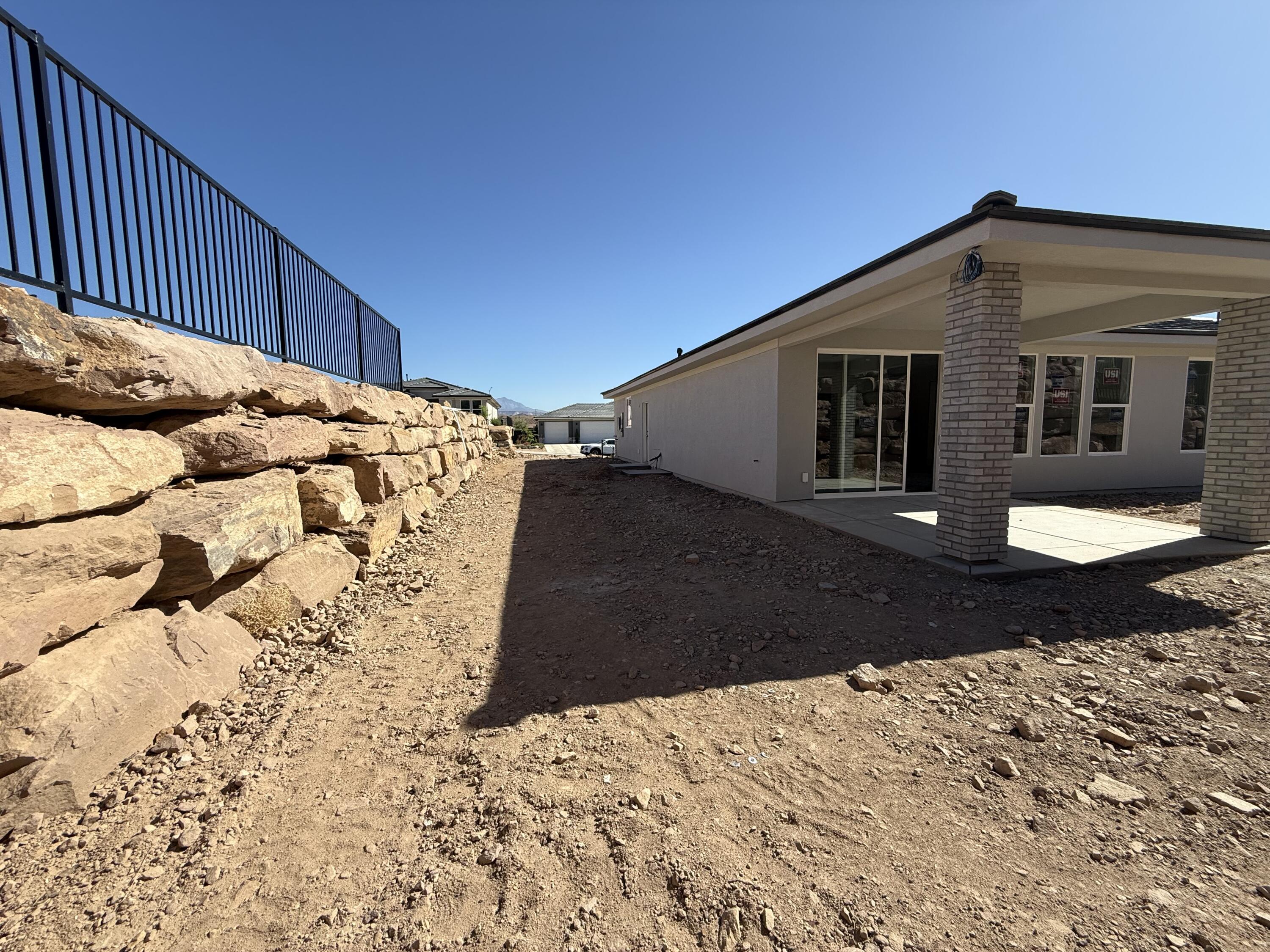 SALARNO HILLS AT DIVARIO - Residential