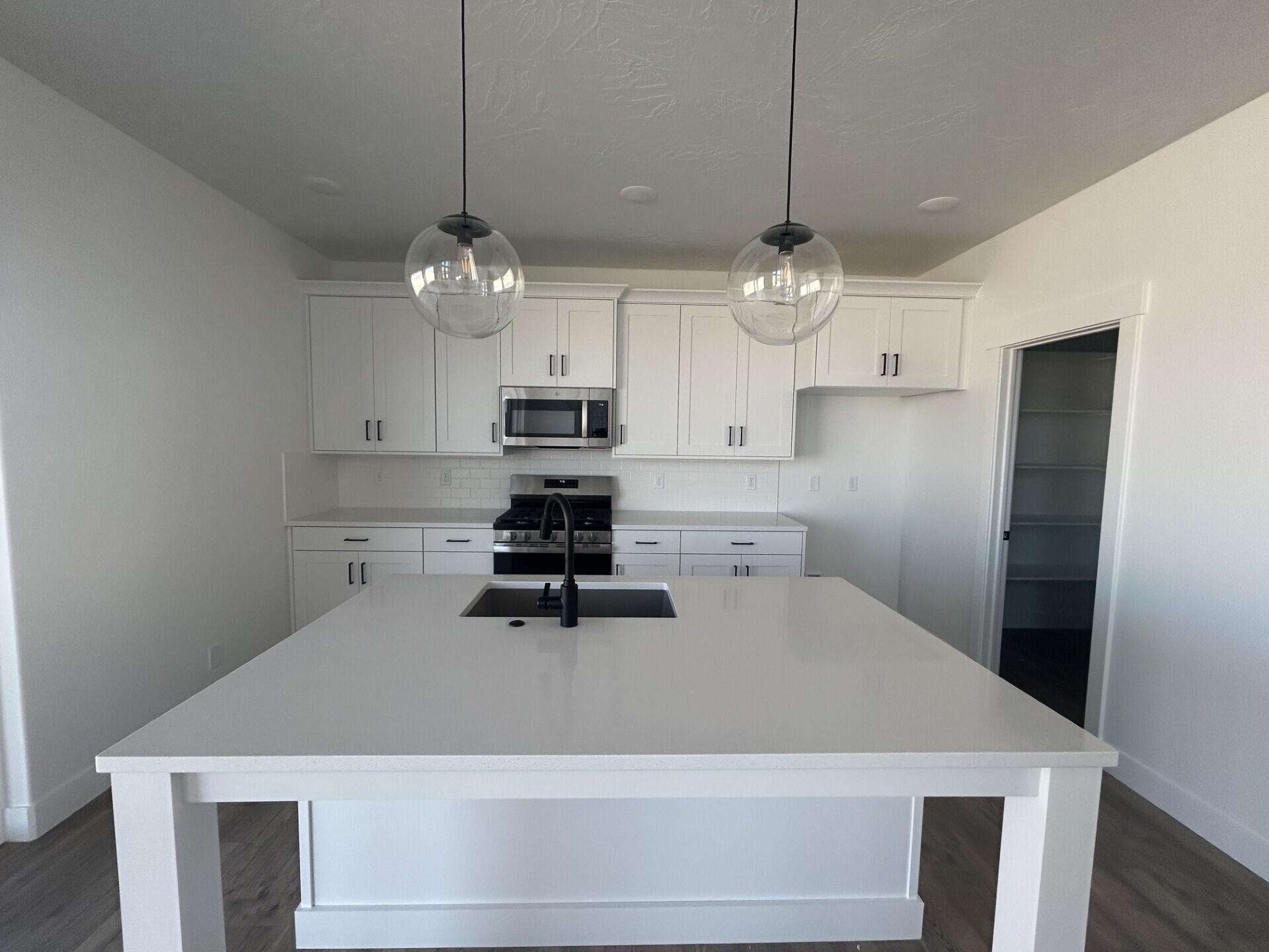 DESERT COLOR SAGE HAVEN - Residential