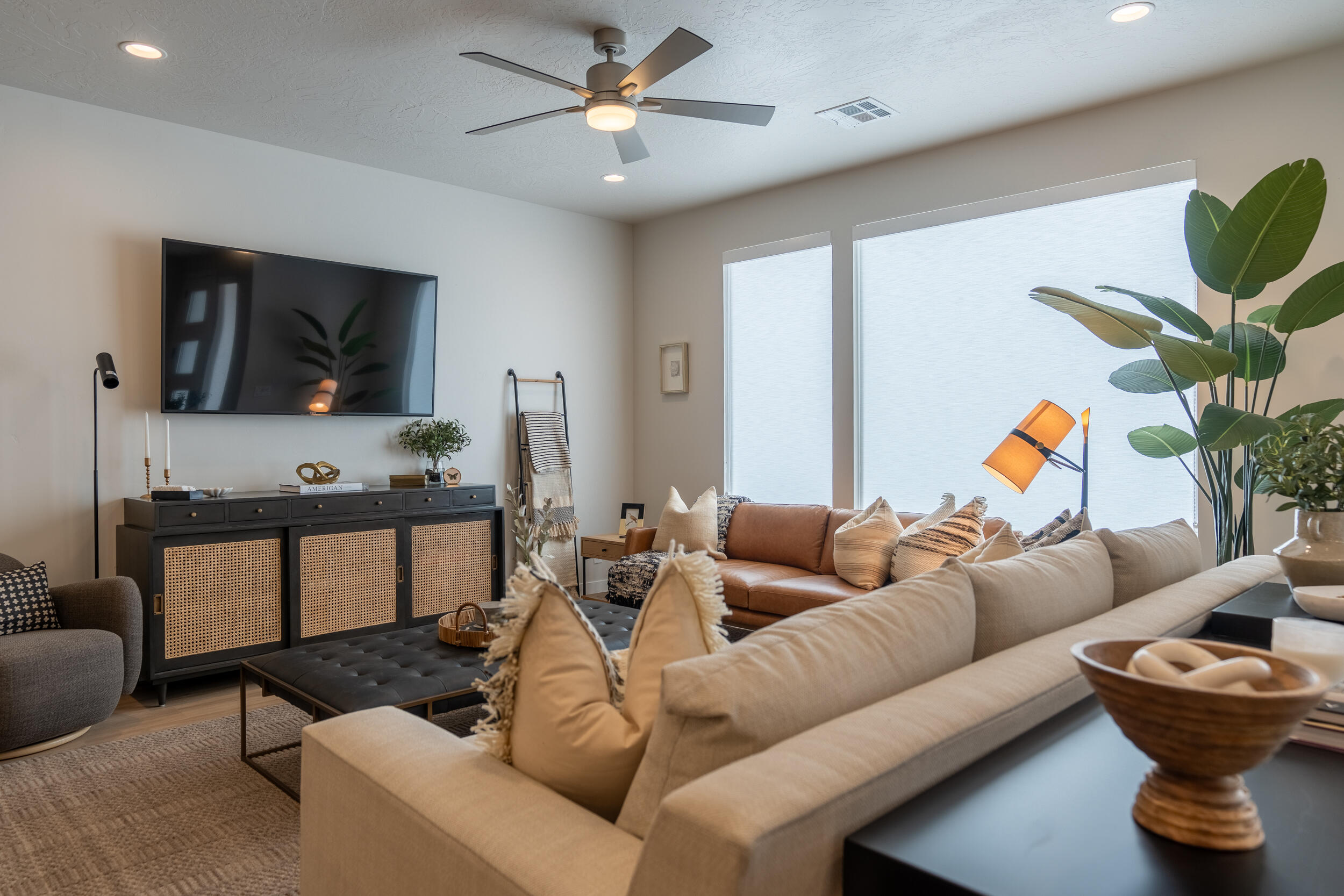 DESERT COLOR RESORT - Residential