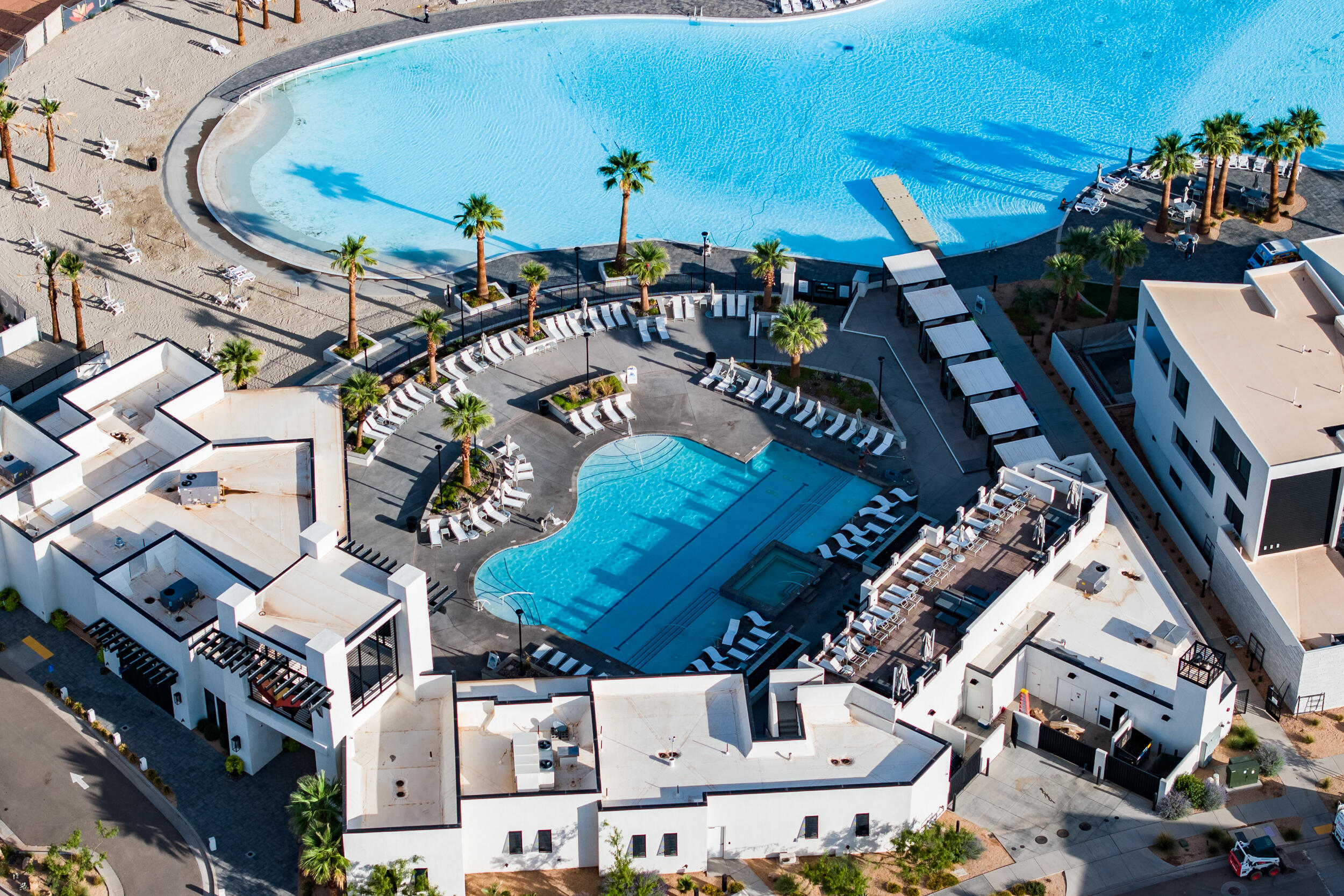 DESERT COLOR RESORT - Residential