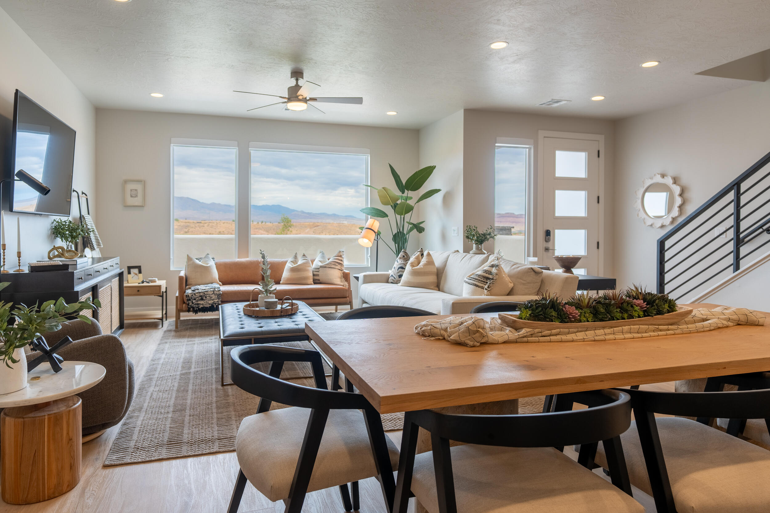 DESERT COLOR RESORT - Residential