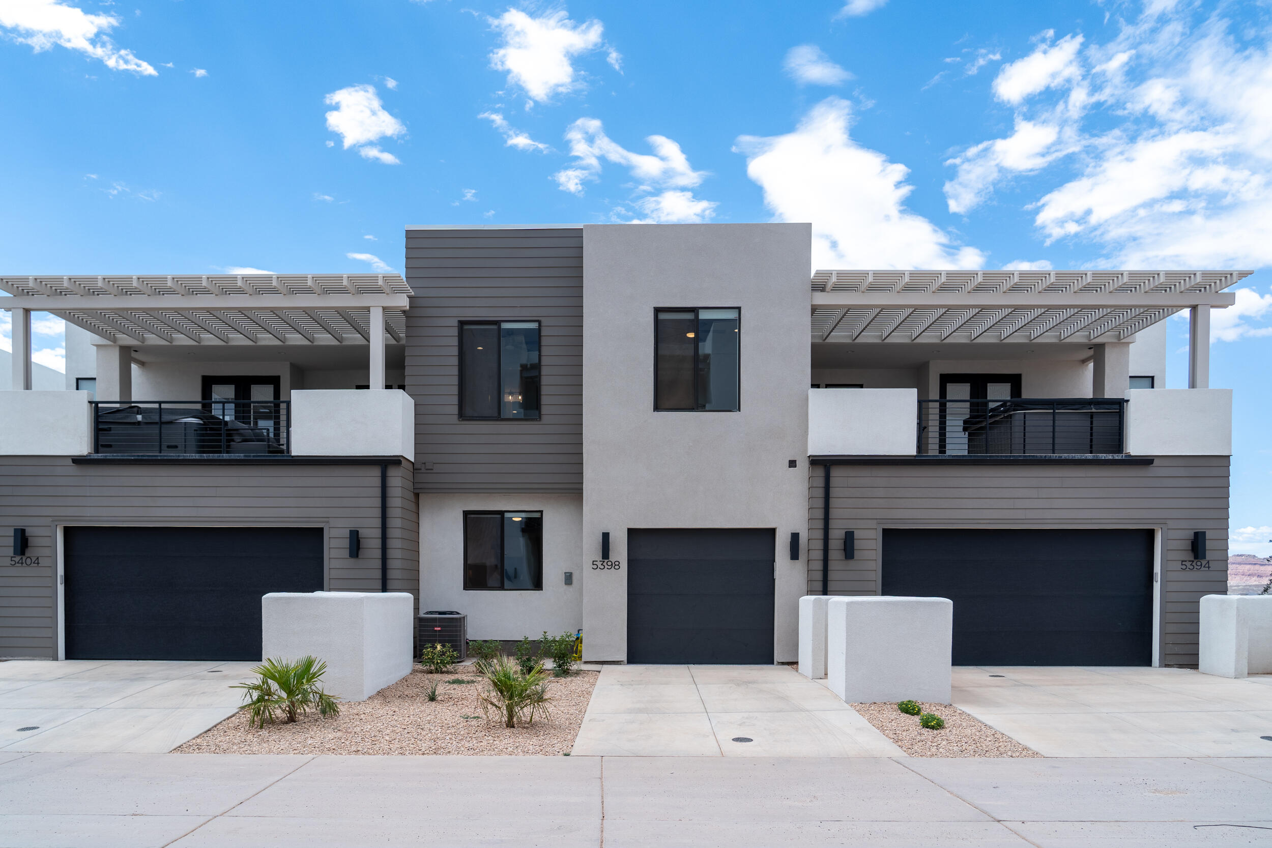DESERT COLOR RESORT - Residential