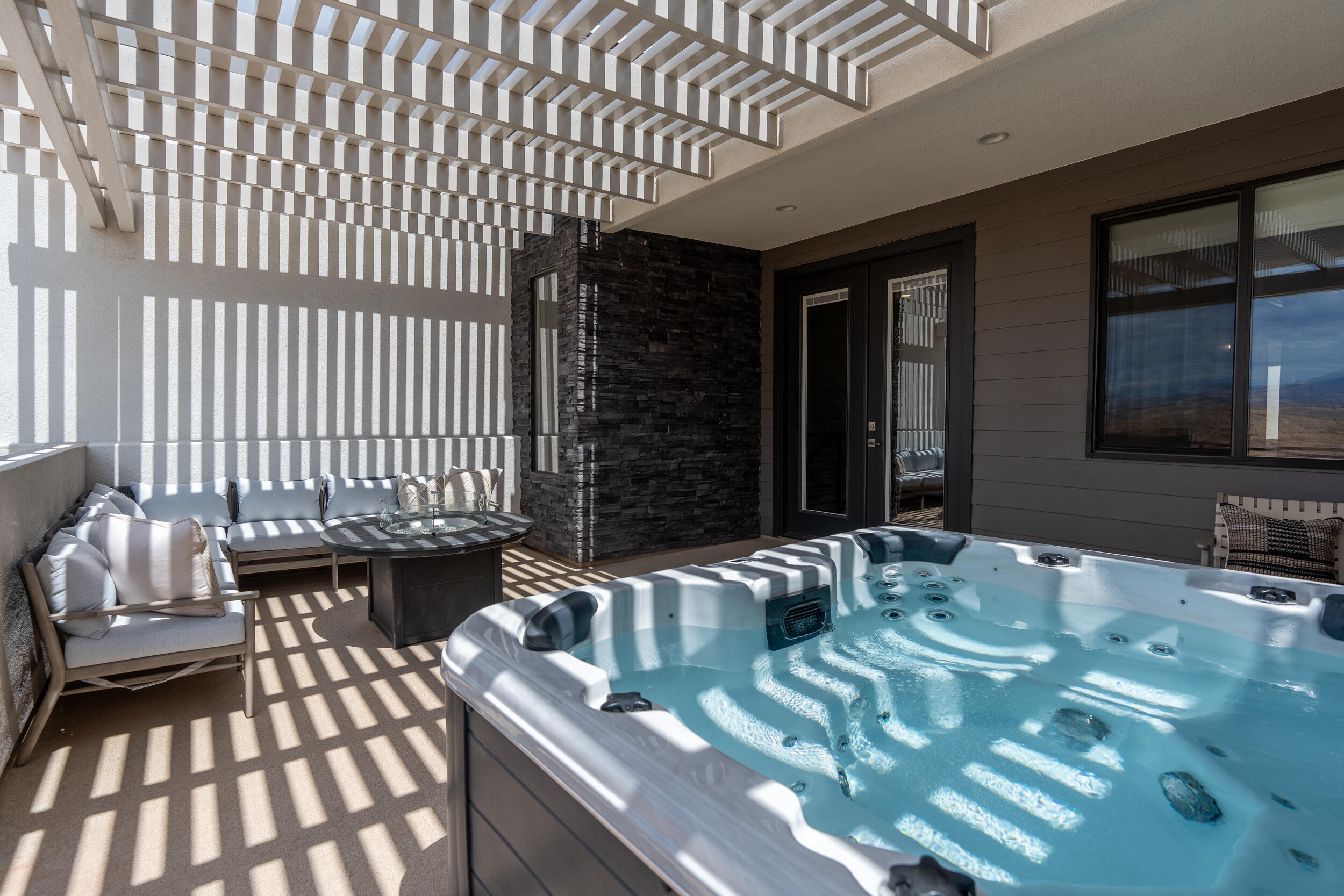 DESERT COLOR RESORT - Residential