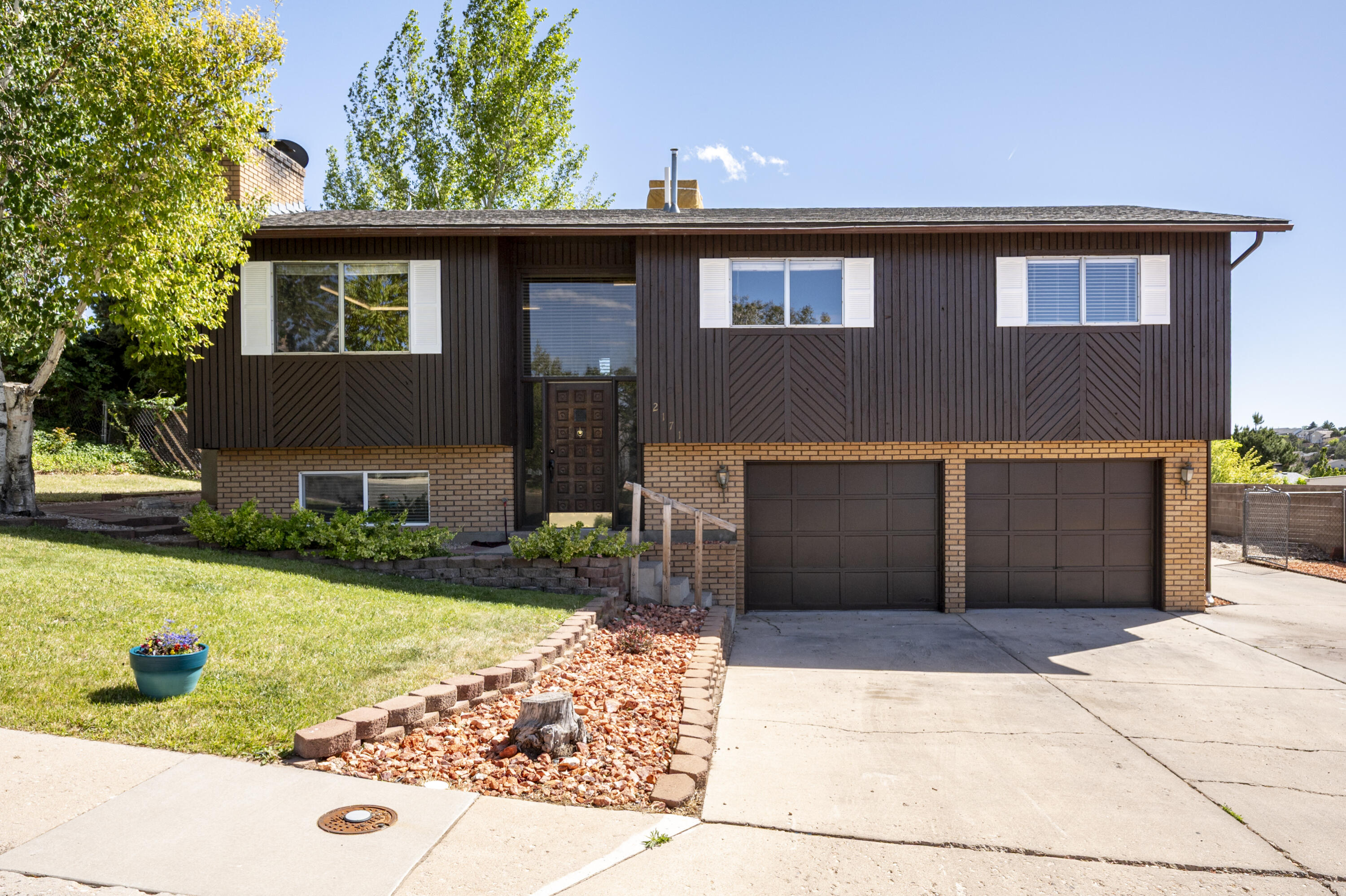 Welcome to this beautiful 4 bedroom, 3 bathroom home located in the highly desirable Cove subdivision of Cedar City. Offering a spacious and functional layout, this home provides plenty of room for family living, entertaining, and everyday comfort. Enjoy bright living spaces, generous bedrooms, and a location that combines neighborhood charm with convenient access to schools, restaurants, and outdoor recreation. Whether you're looking for a place to grow, gather, or simply enjoy the Southern Utah lifestyle, this home is one you won't want to miss.