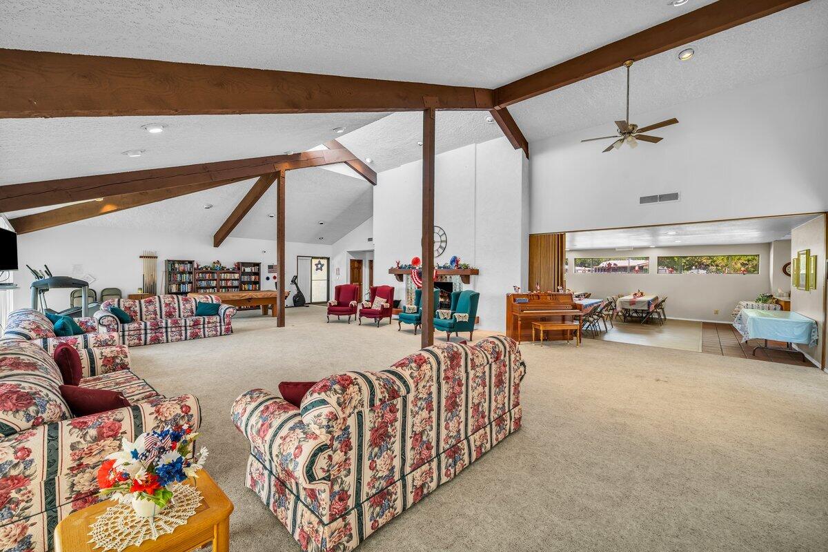 RAINBOW RIDGE MOBILE HOME PARK - Residential