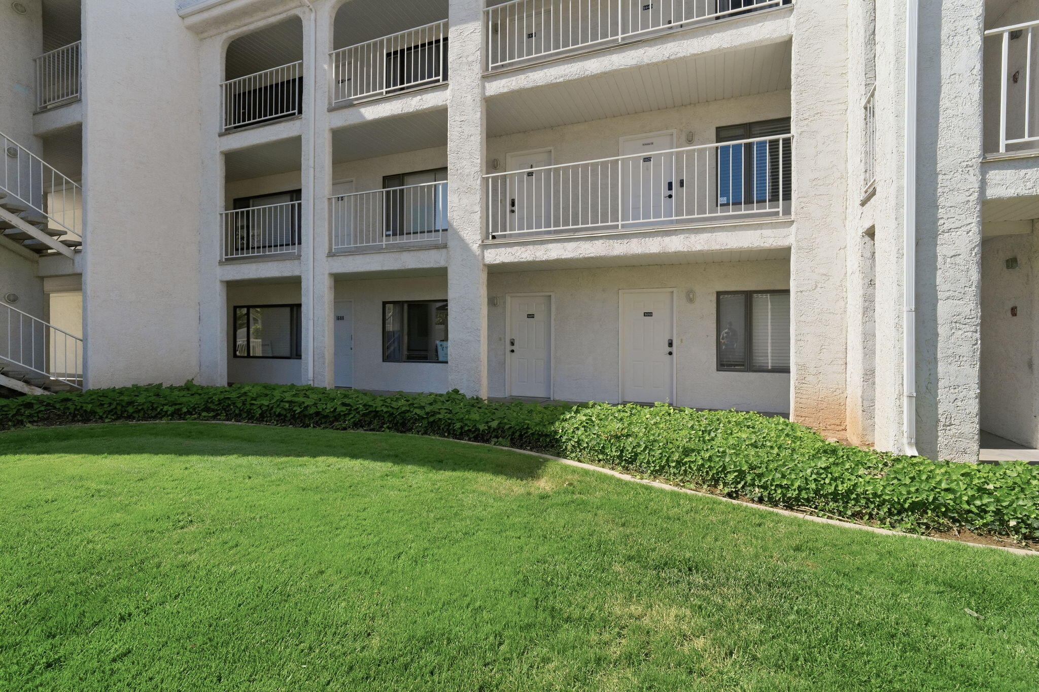 LAS PALMAS RESORT CONDOS - Residential