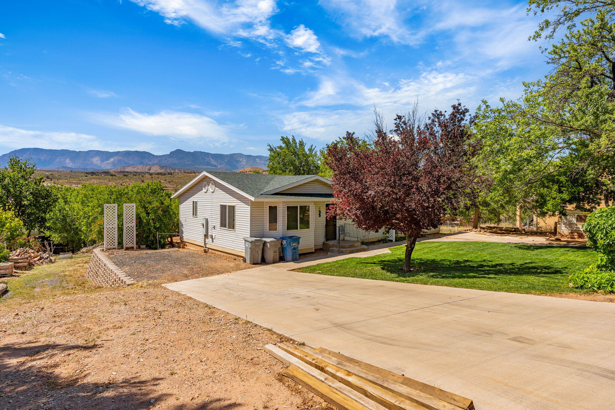 TOQUERVILLE TOWNSITE - Residential