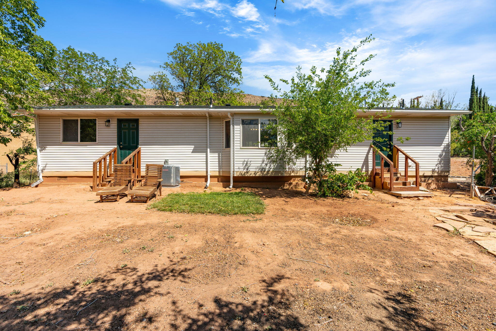 TOQUERVILLE TOWNSITE - Residential