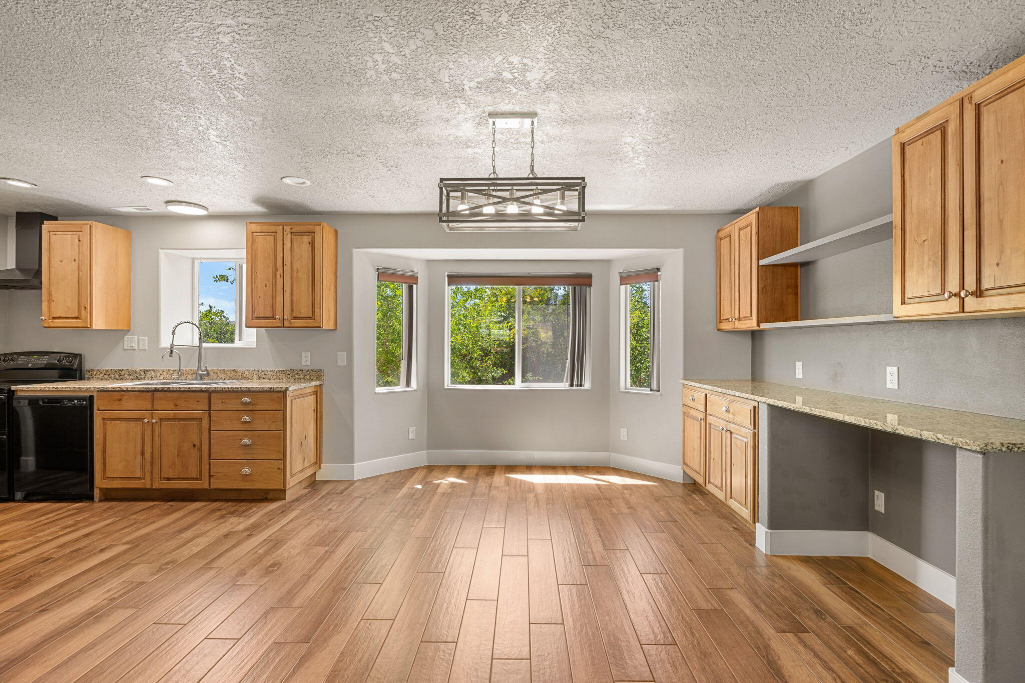 TOQUERVILLE TOWNSITE - Residential