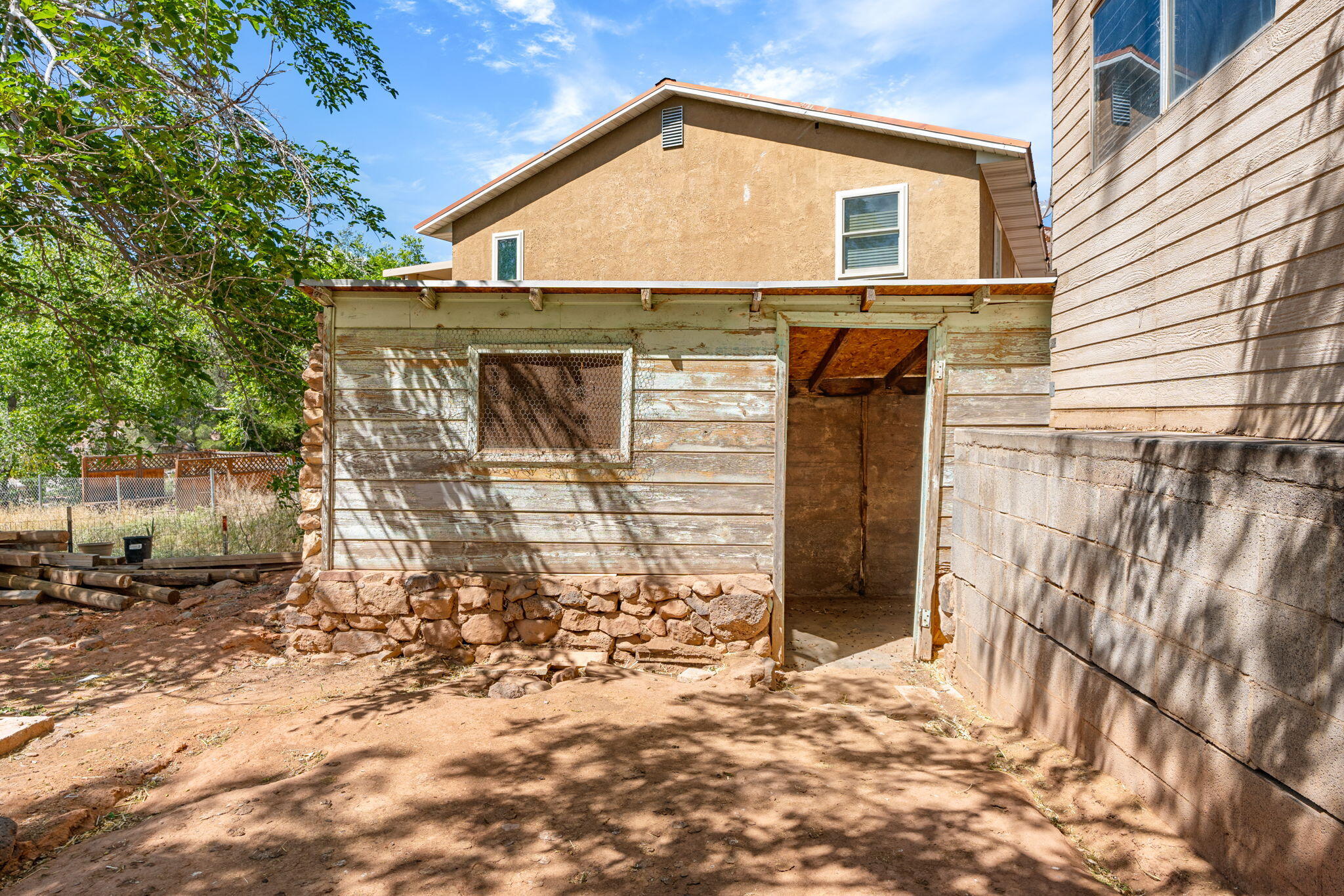 TOQUERVILLE TOWNSITE - Residential