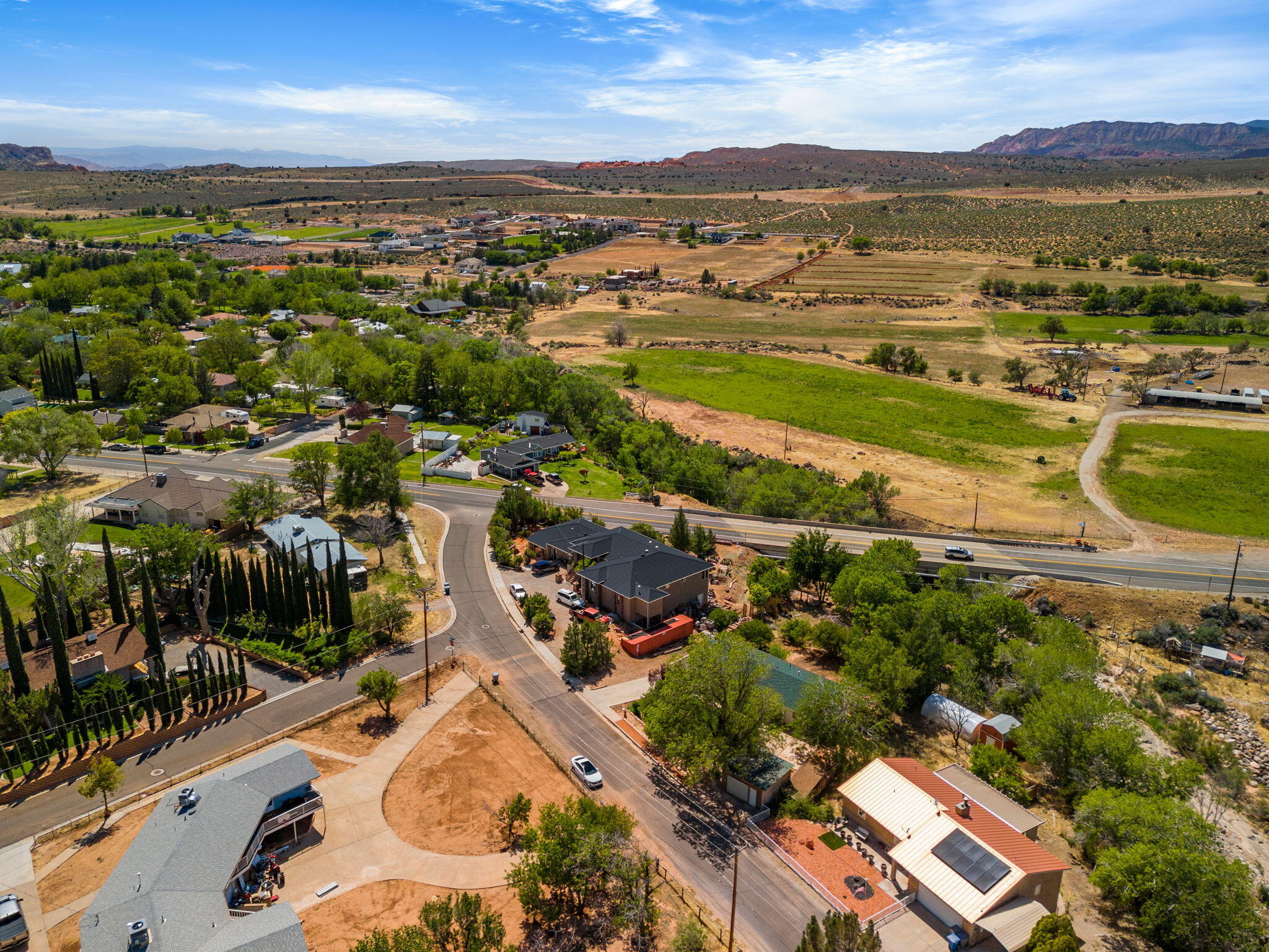 TOQUERVILLE TOWNSITE - Residential