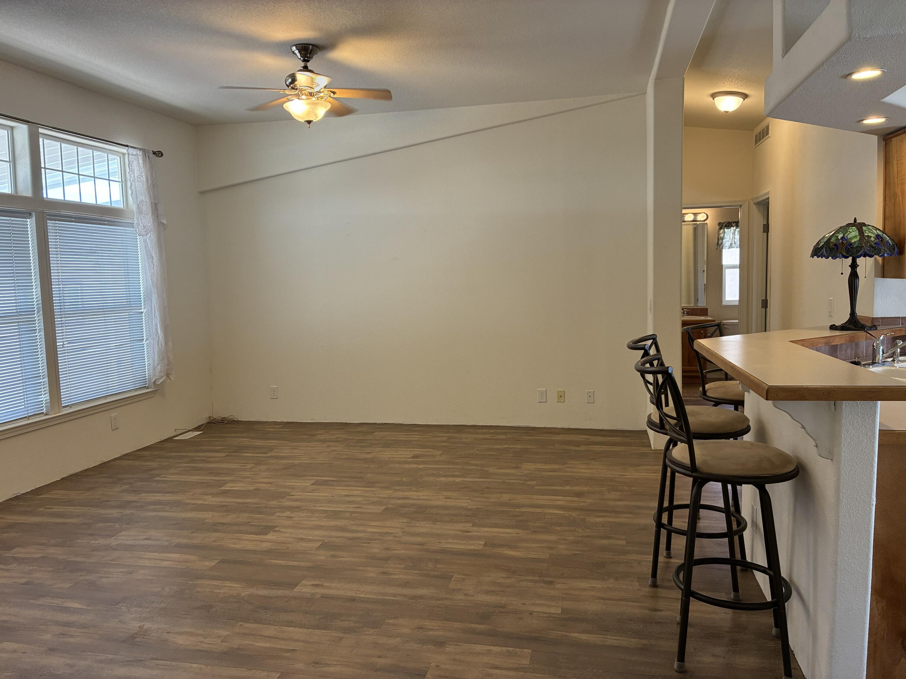 LAVA BLUFF MOBILE HOME PARK - Residential