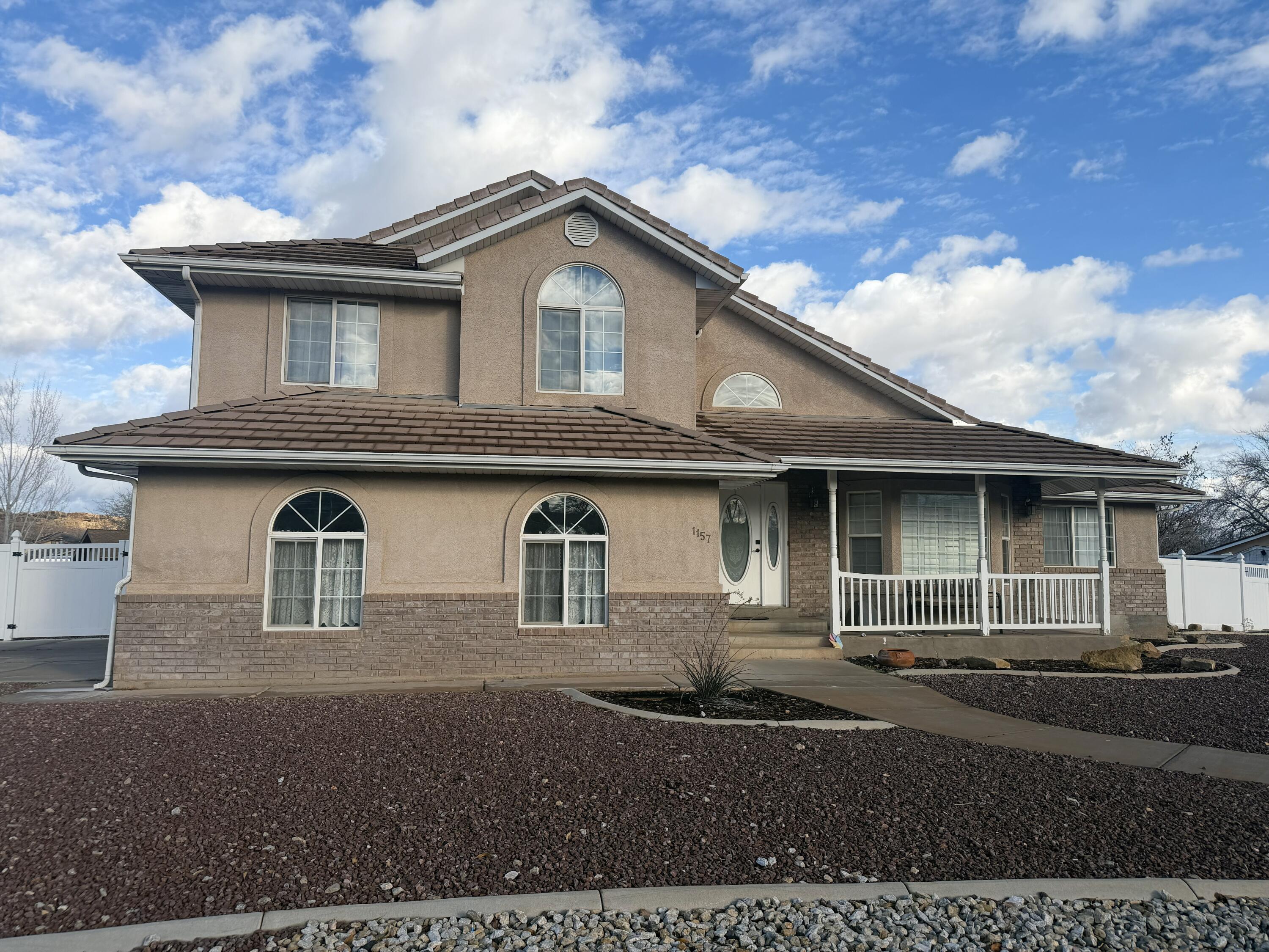 BLOOMINGTON HILLS - Residential