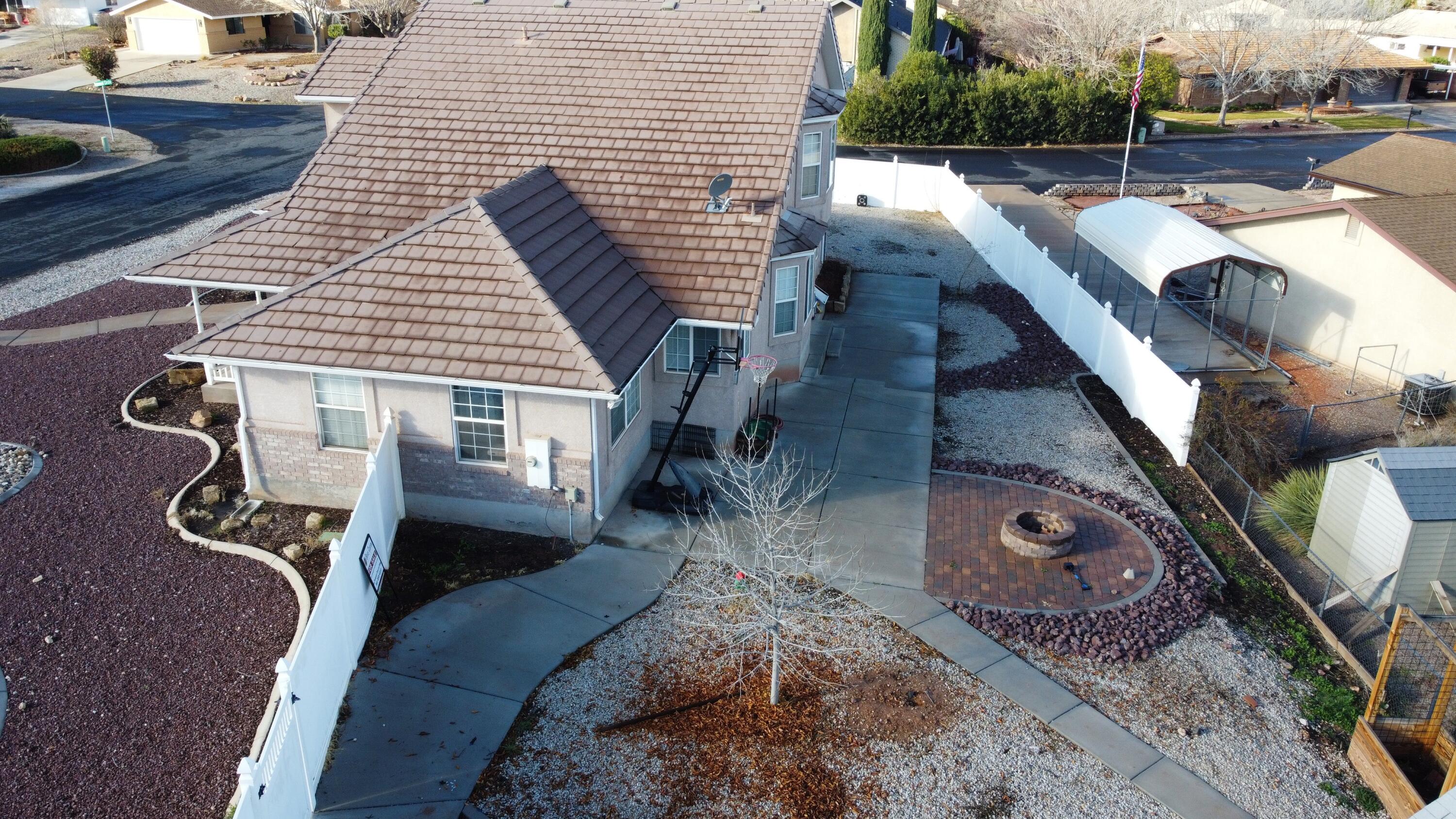 BLOOMINGTON HILLS - Residential
